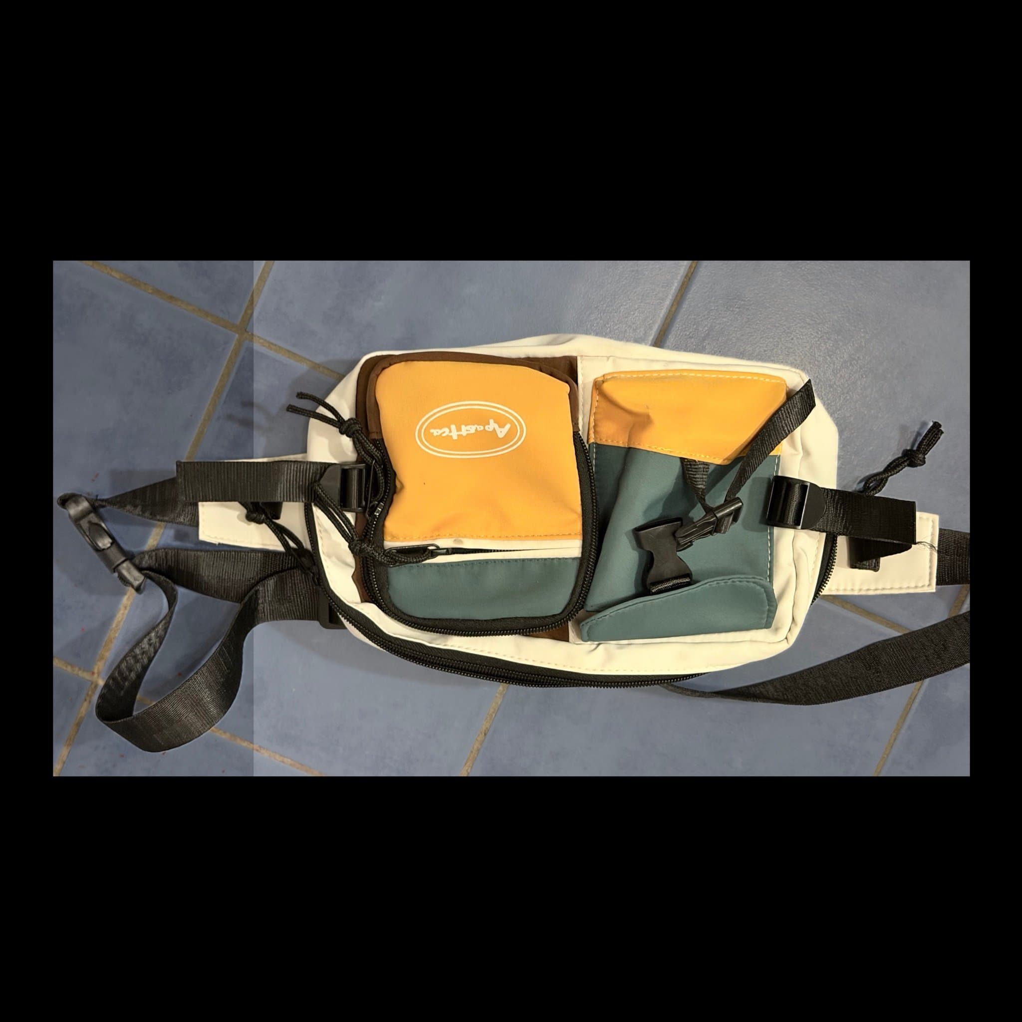 Snygg magväska /crossbody