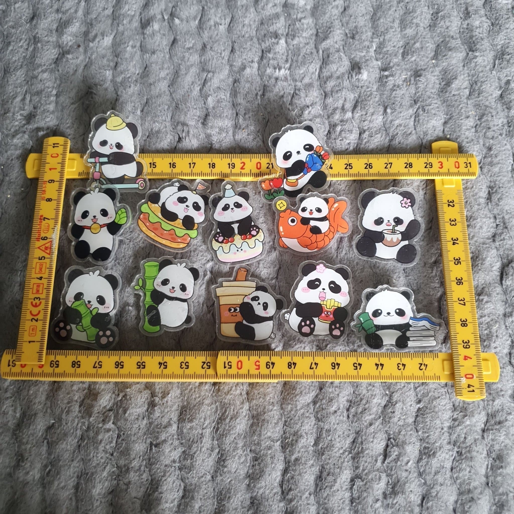 12st panda nålmärken