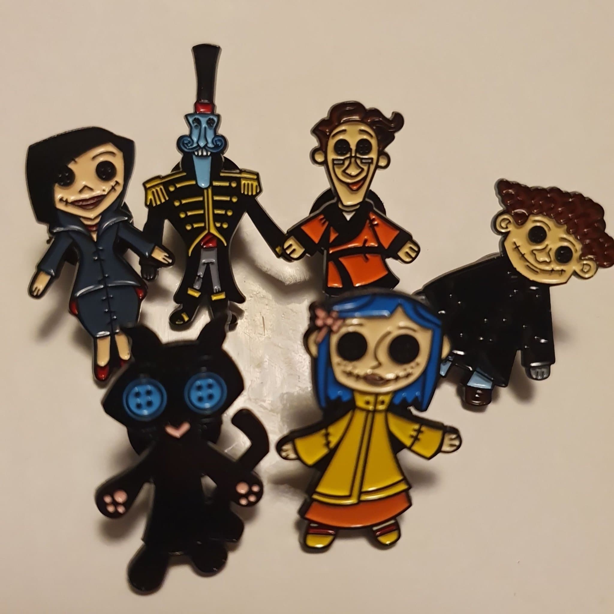 6st Coraline pins