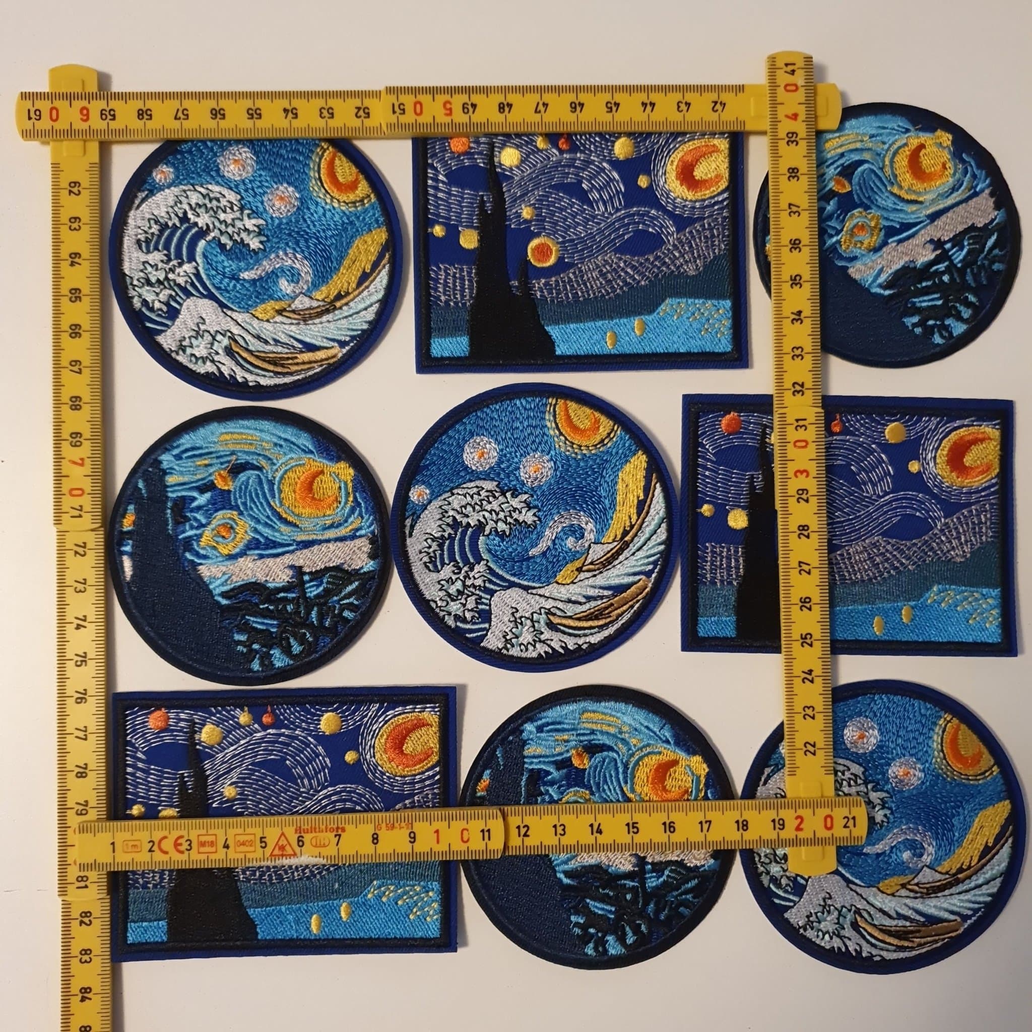 Set med 9 Broderade Tygmärken - Konstmotiv