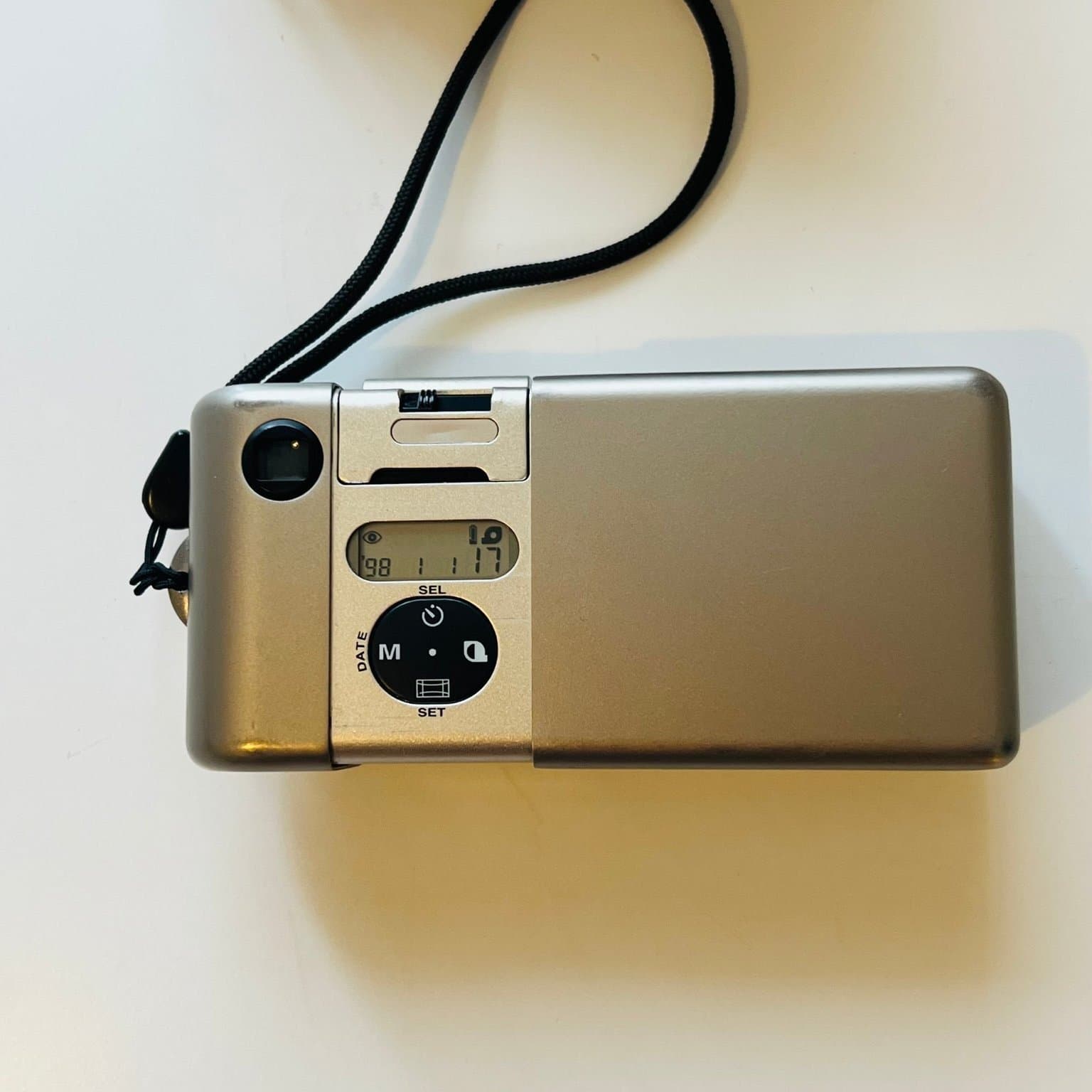 Fujifilm Tiara Fotonex 1000ix MRC – APS filmkamera –Super EBC Fujinon 24mm