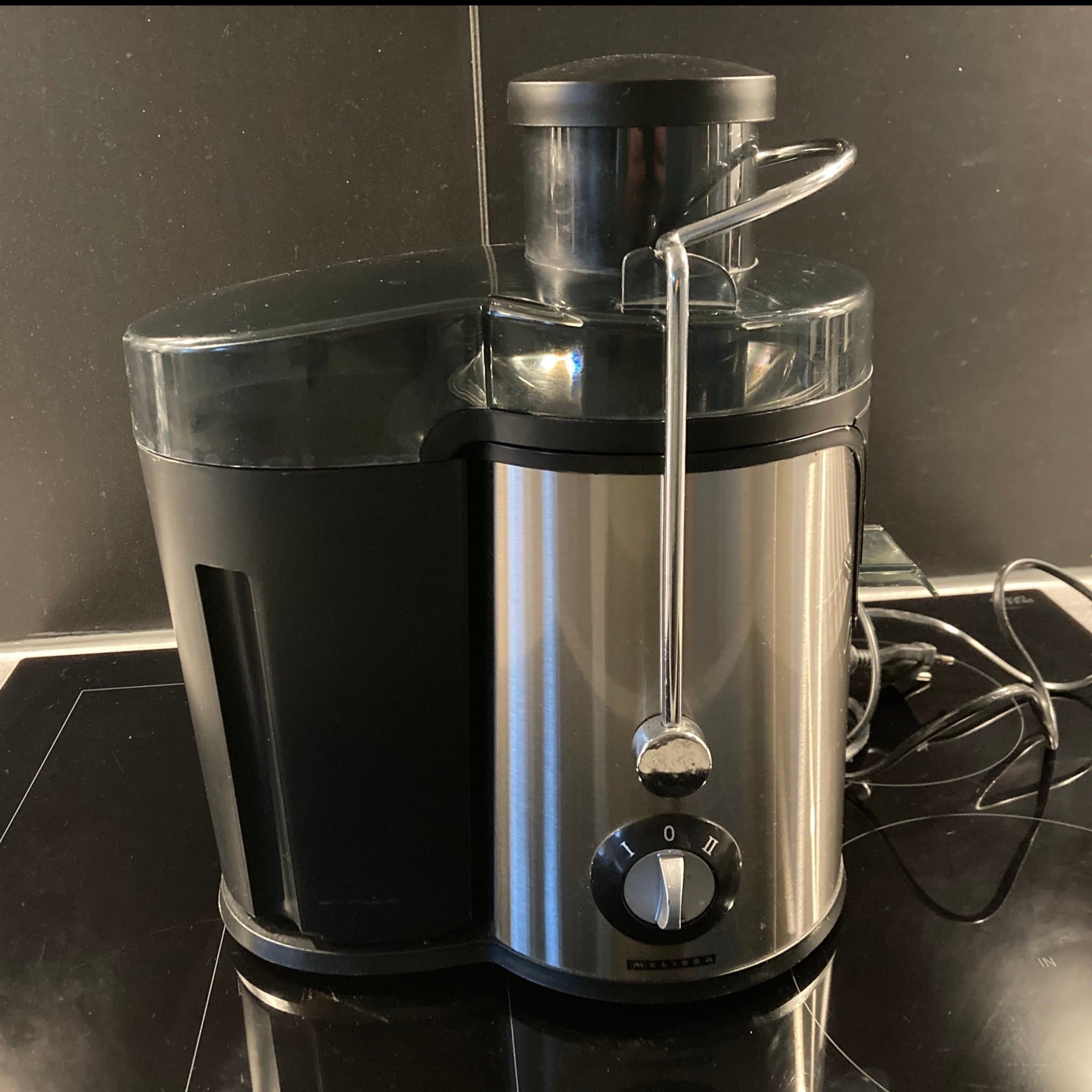 Råsaftscentrifug Juicemaskin