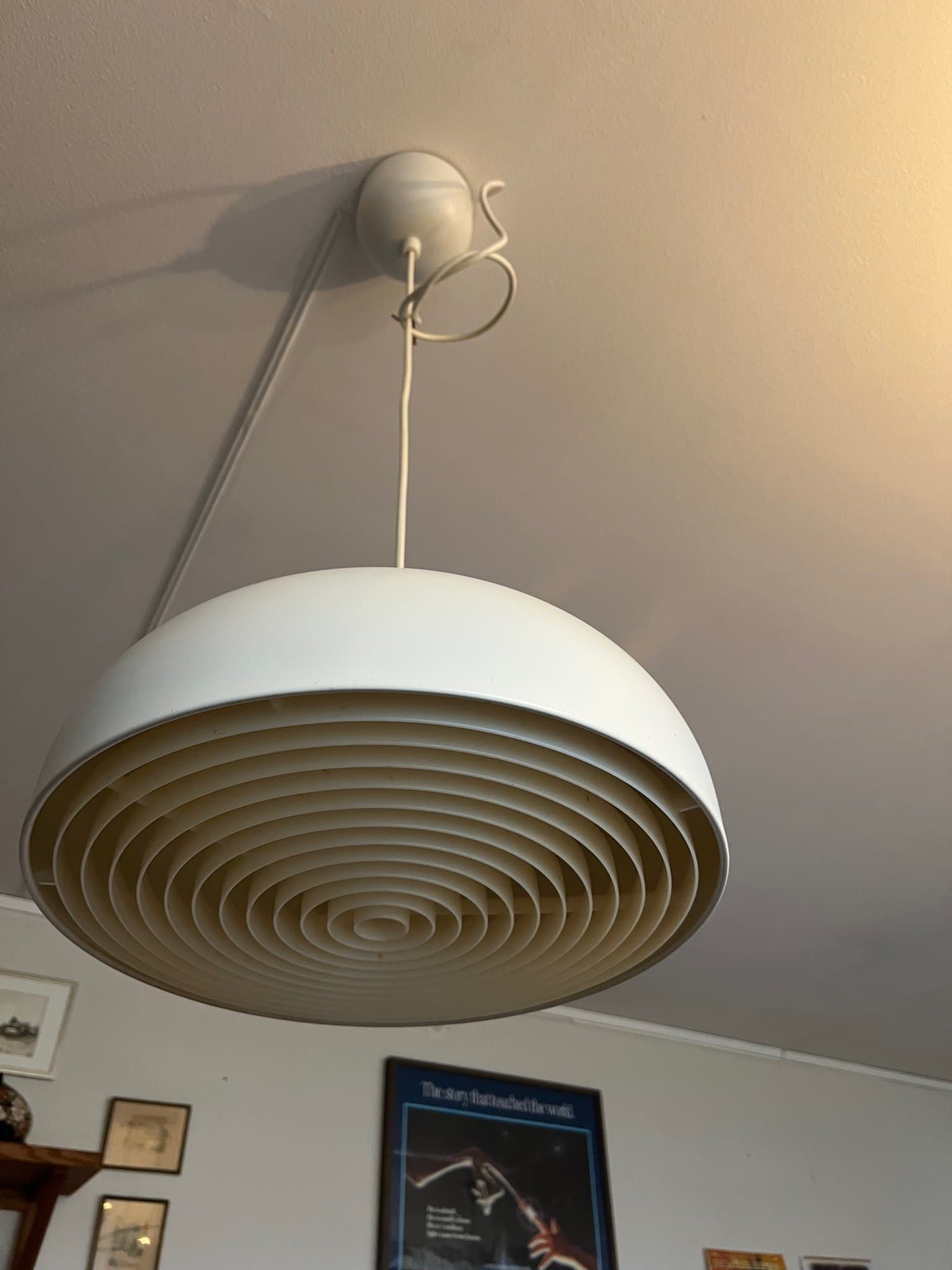 Nymåne IKEA Taklampa vit med spiraldesign ( annons 1)