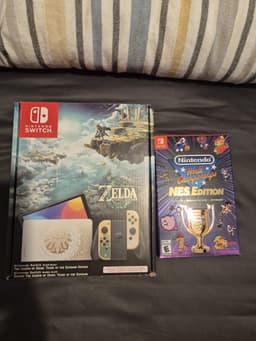 Nintendo Switch OLED The Legend of Zelda: Tears of the Kingdom Edition med