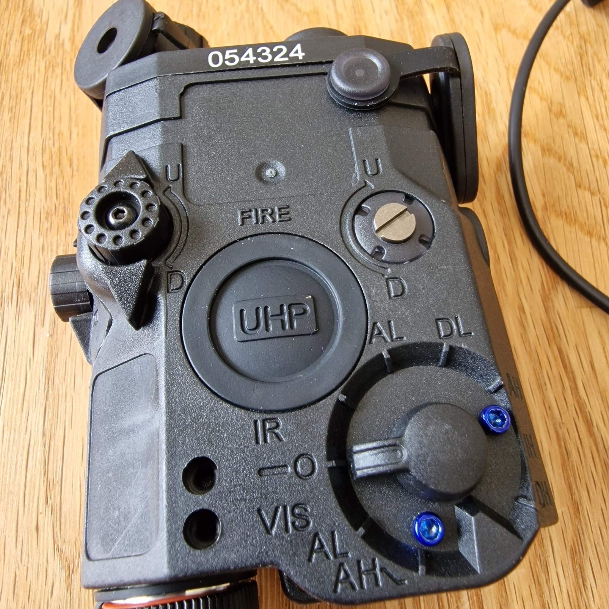 Airsoft PEQ15 full funktioner