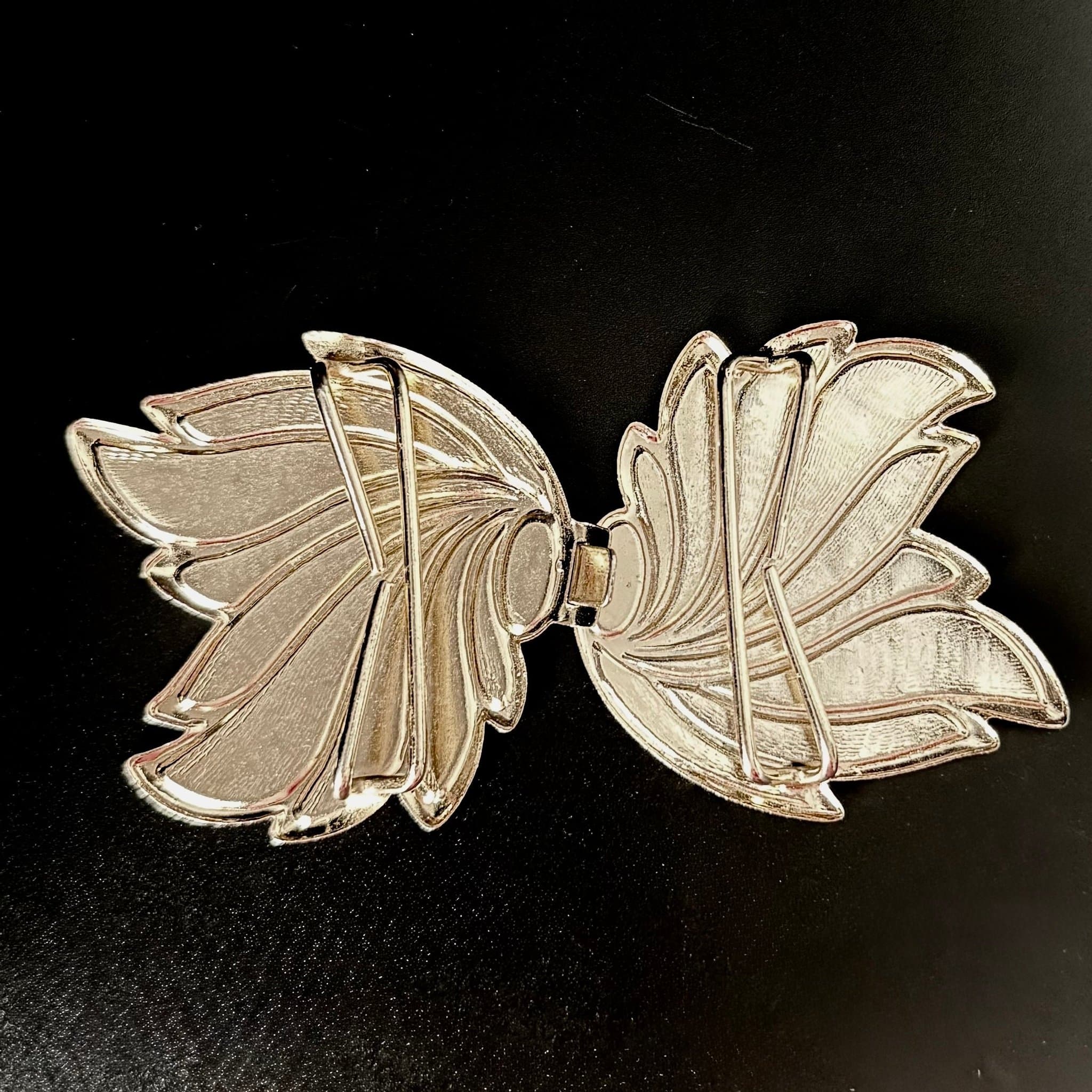 Vintage bältesspänne med emalj i svart och creme – 2-delad