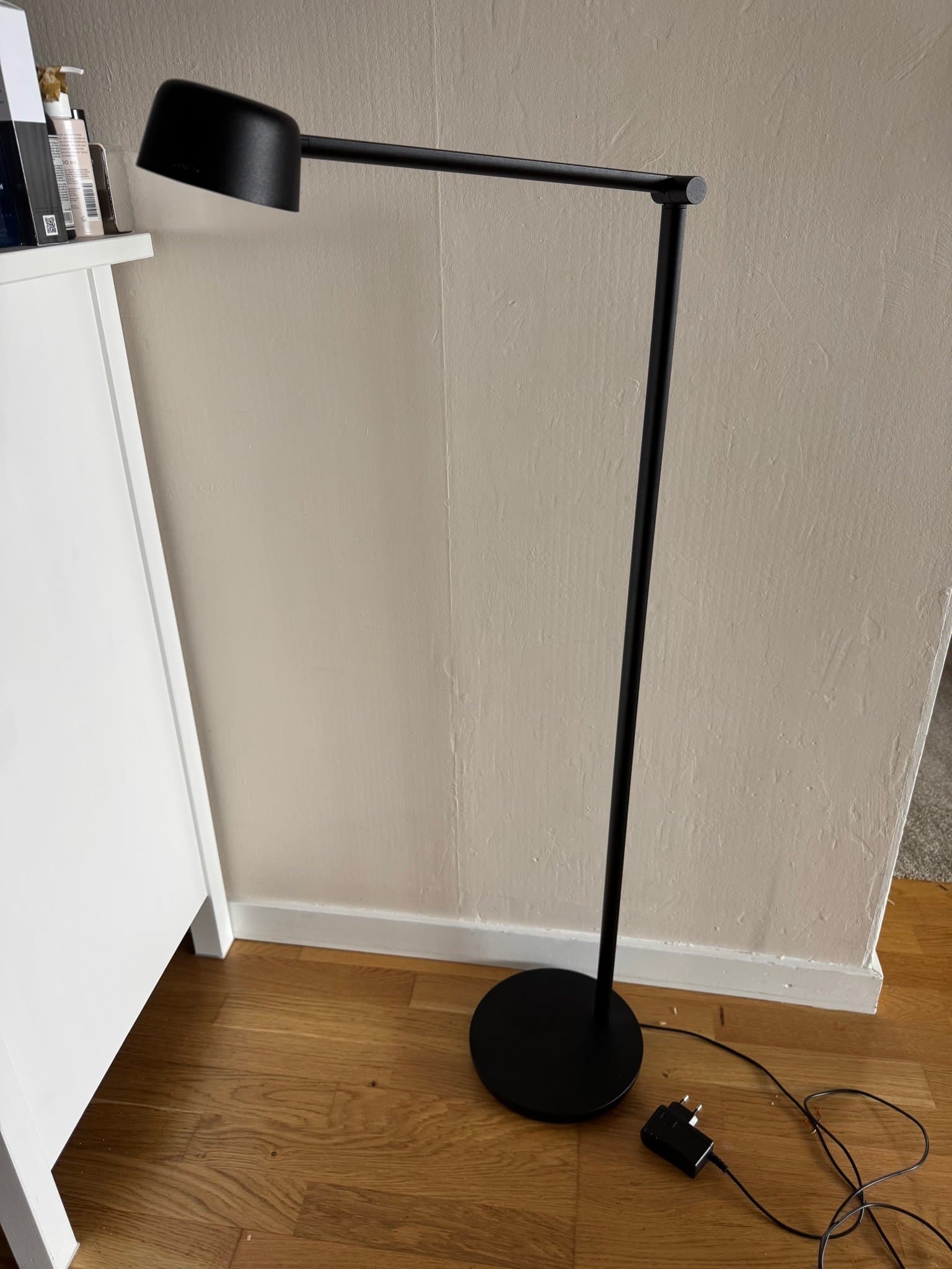 Glamox Motus F2 Golvlampa