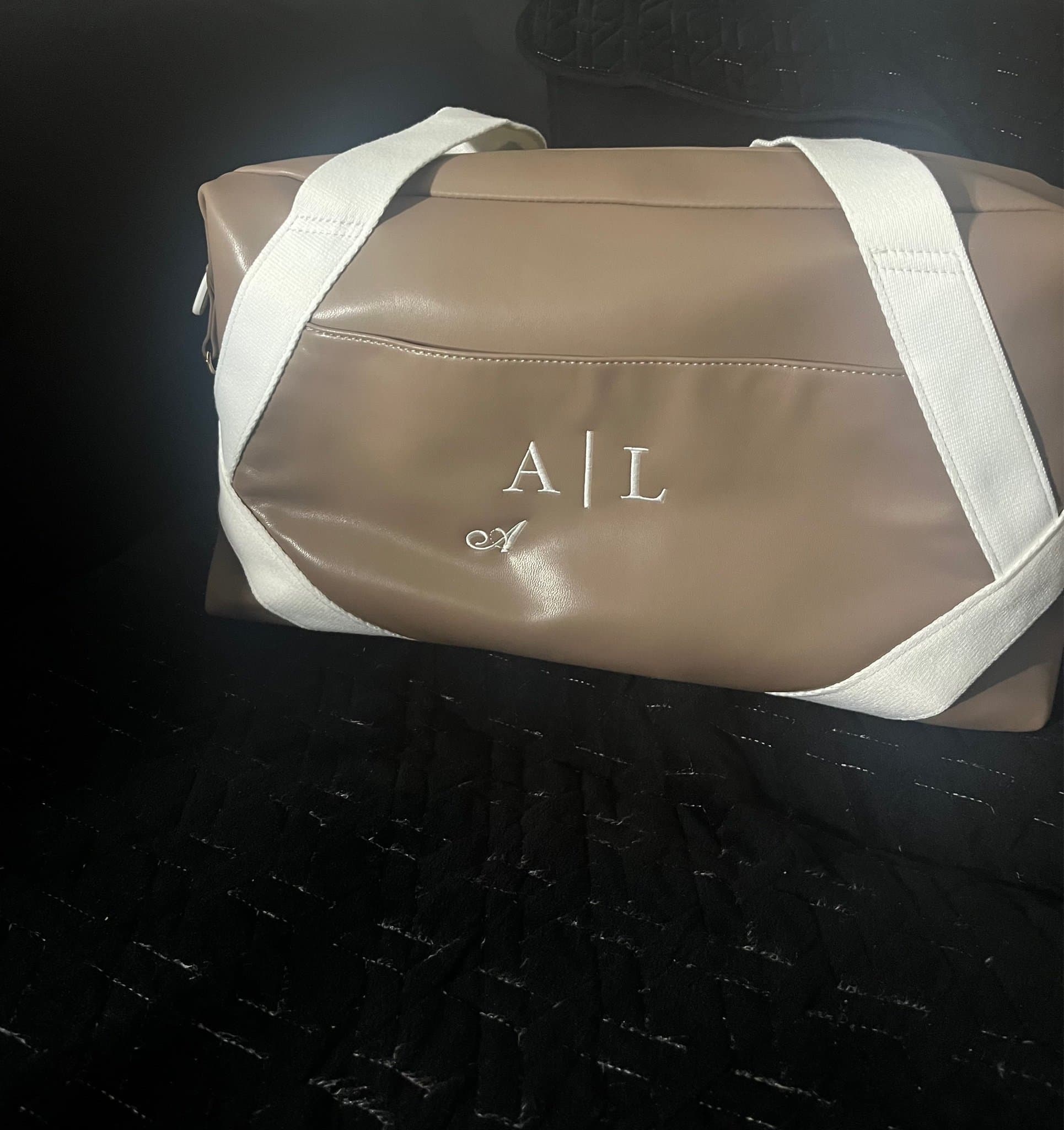 Duffle bag med namn, Nougat - Pristine väska Rofa design