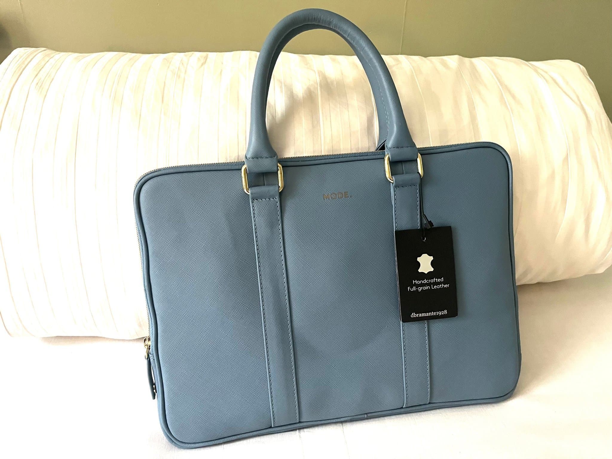 Datorväska, Laptopväska, 13" Laptop, Ljusblå, äkta läder, Oanvänd!