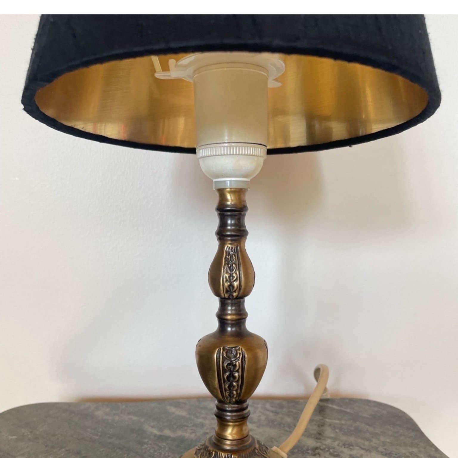 VINTAGE LYKTAN L-2 Bordslampa | Baroque | 1960