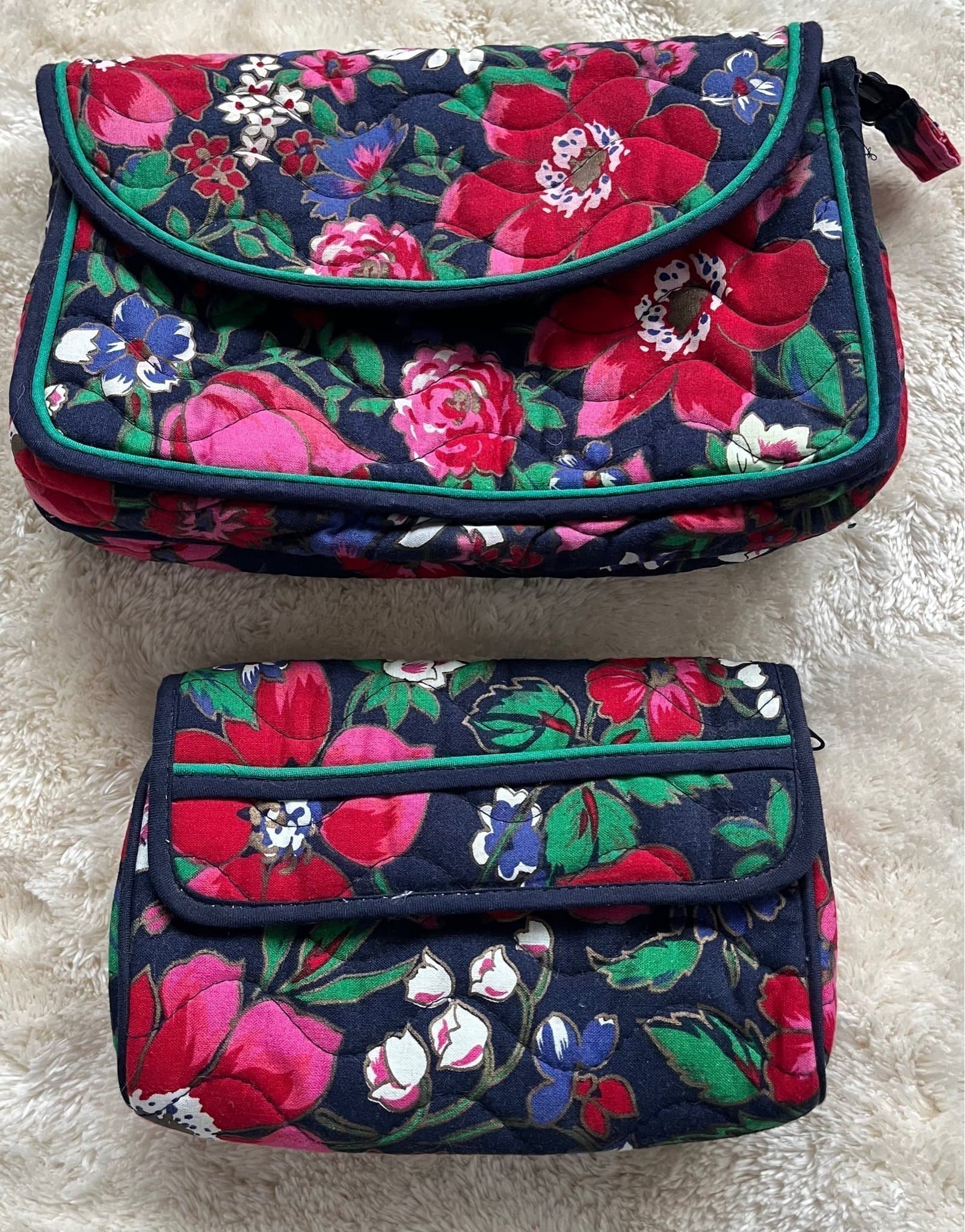 Retro / Vintage necessär – set om två