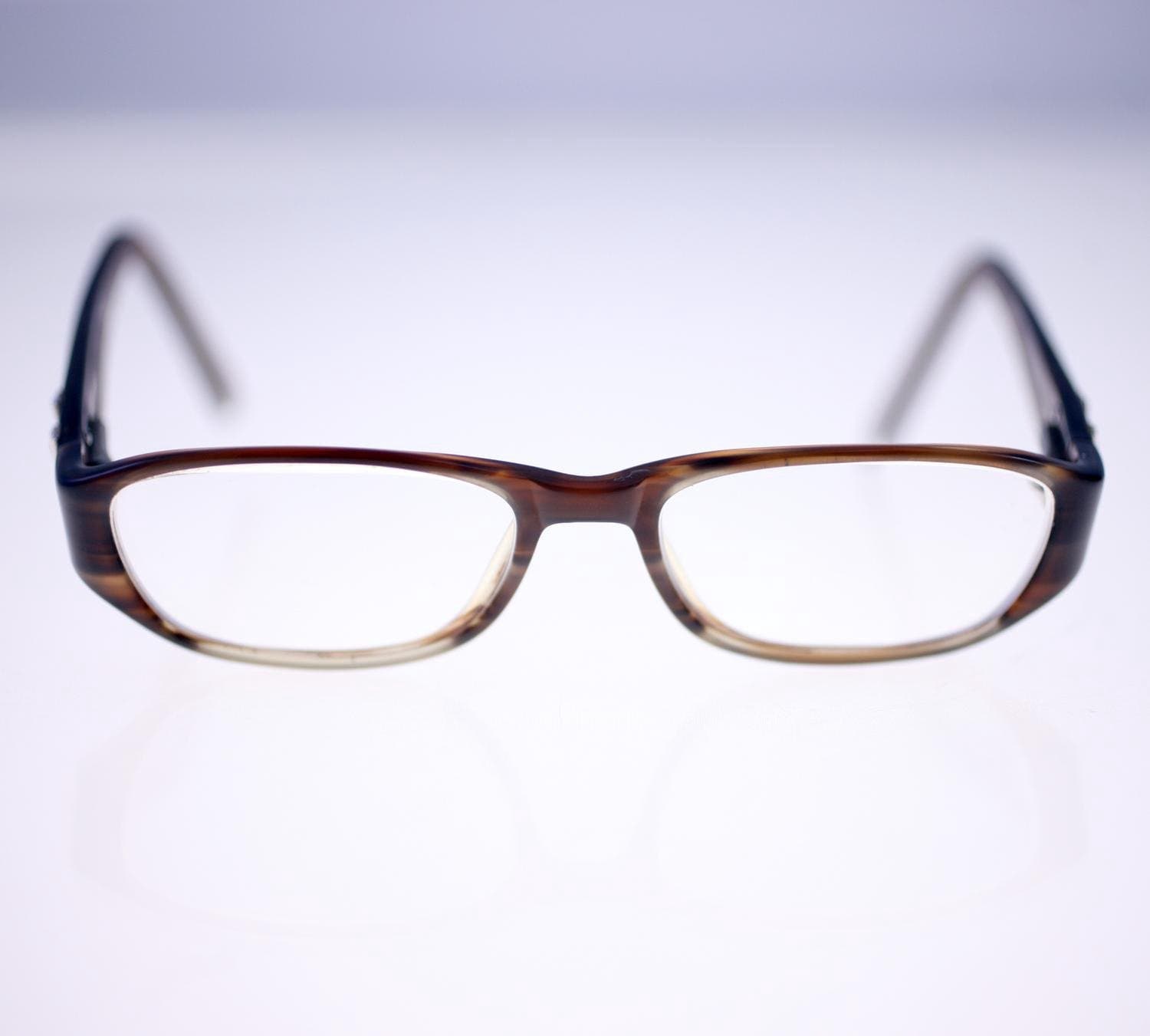 Vintage ladies eyelasses-rectangular shape fitted with prescription lenses