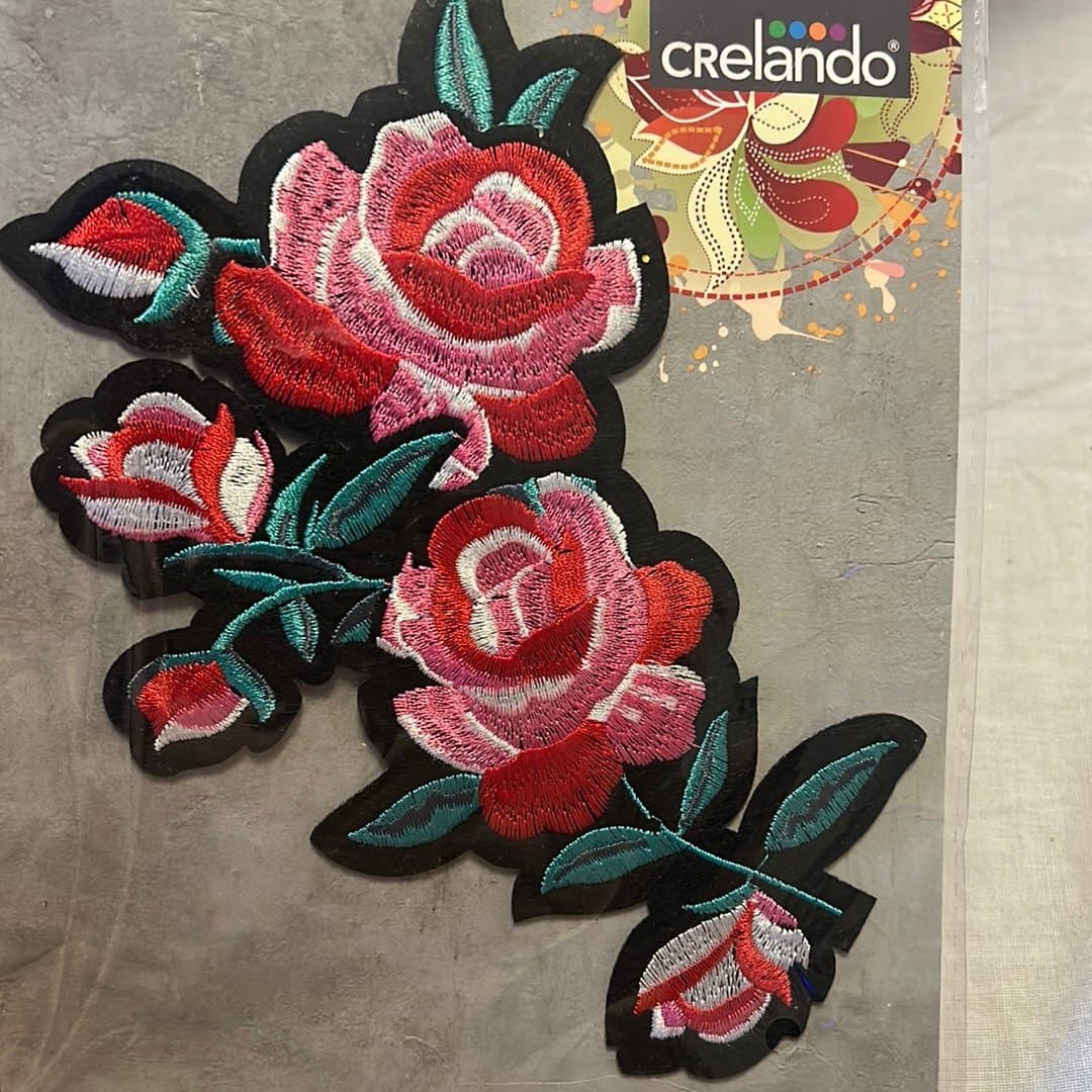 Stort tygmärke rosor