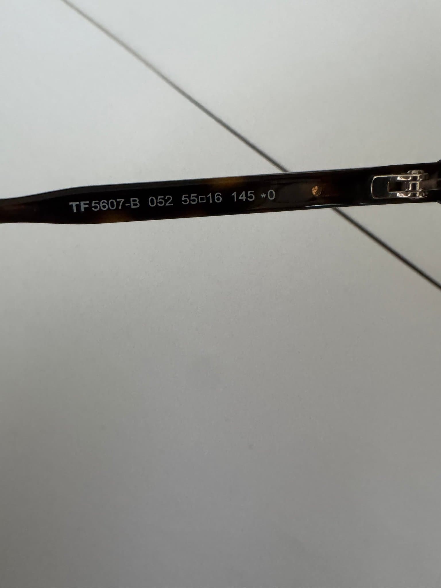 Tom Ford TF5607-B 052 glasögon