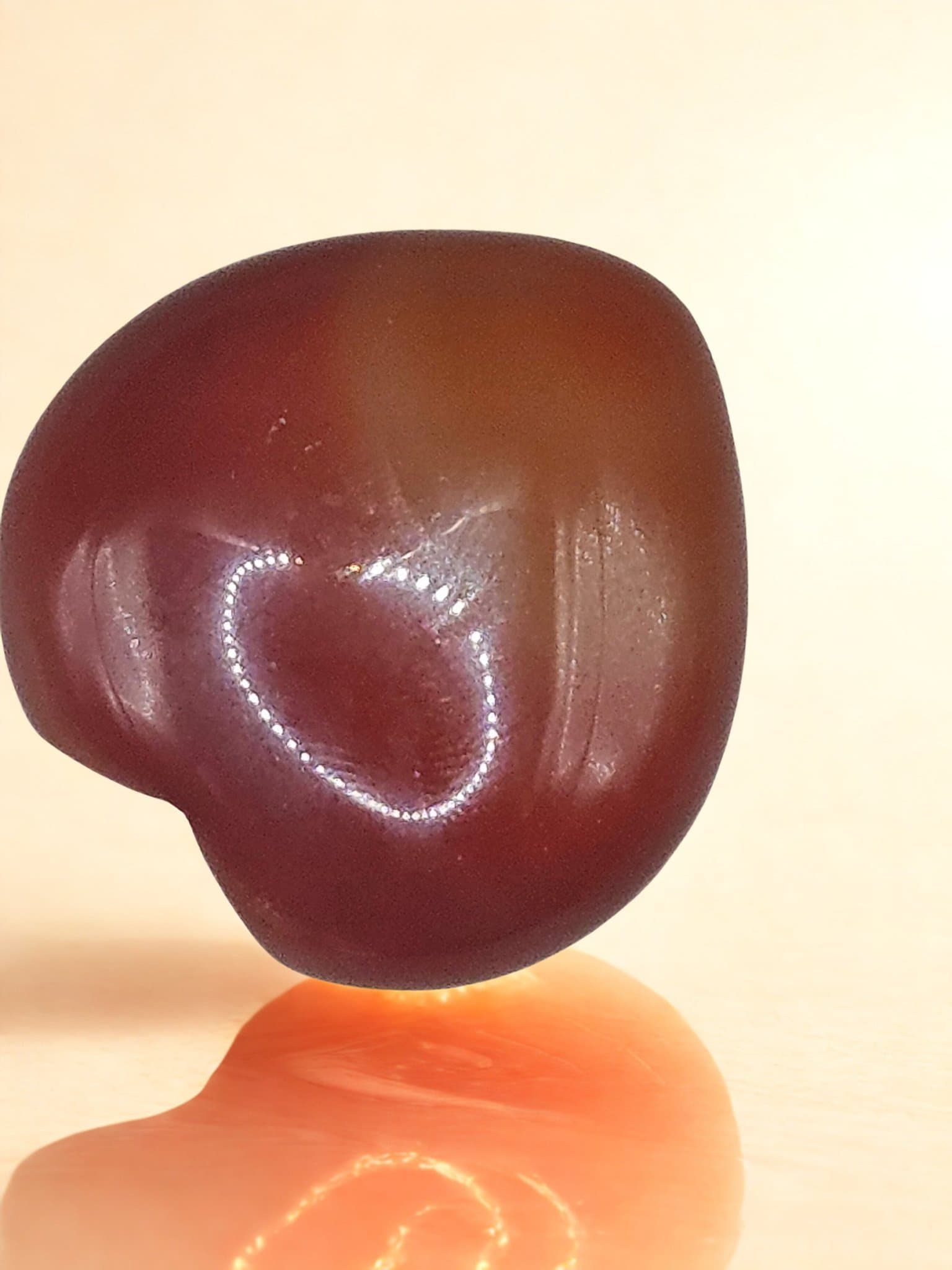 Energihjärta i karneol – extra bulligt 30x15 mm