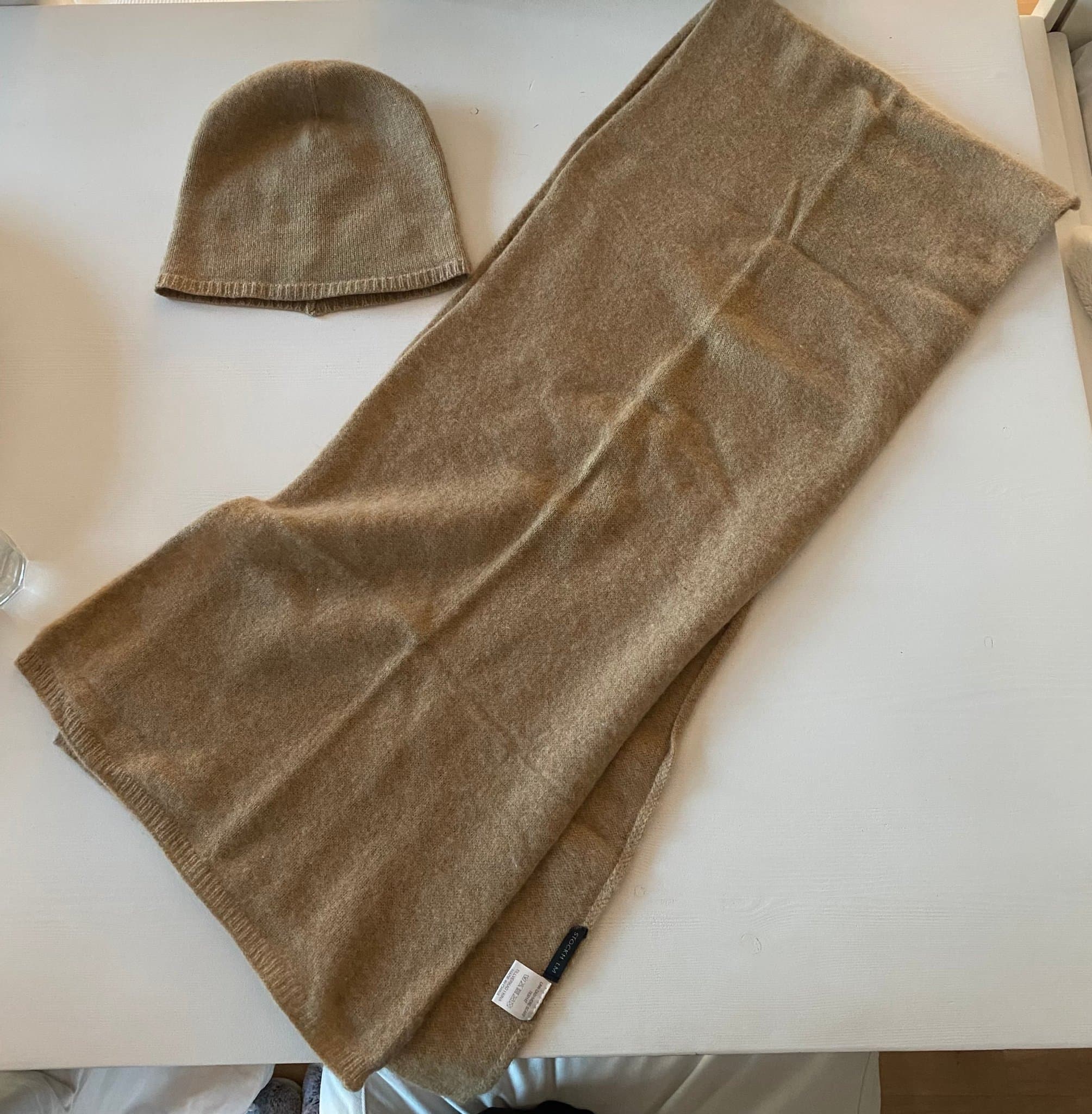 Kashmir Set - Halsduk och Mössa från Stockholm