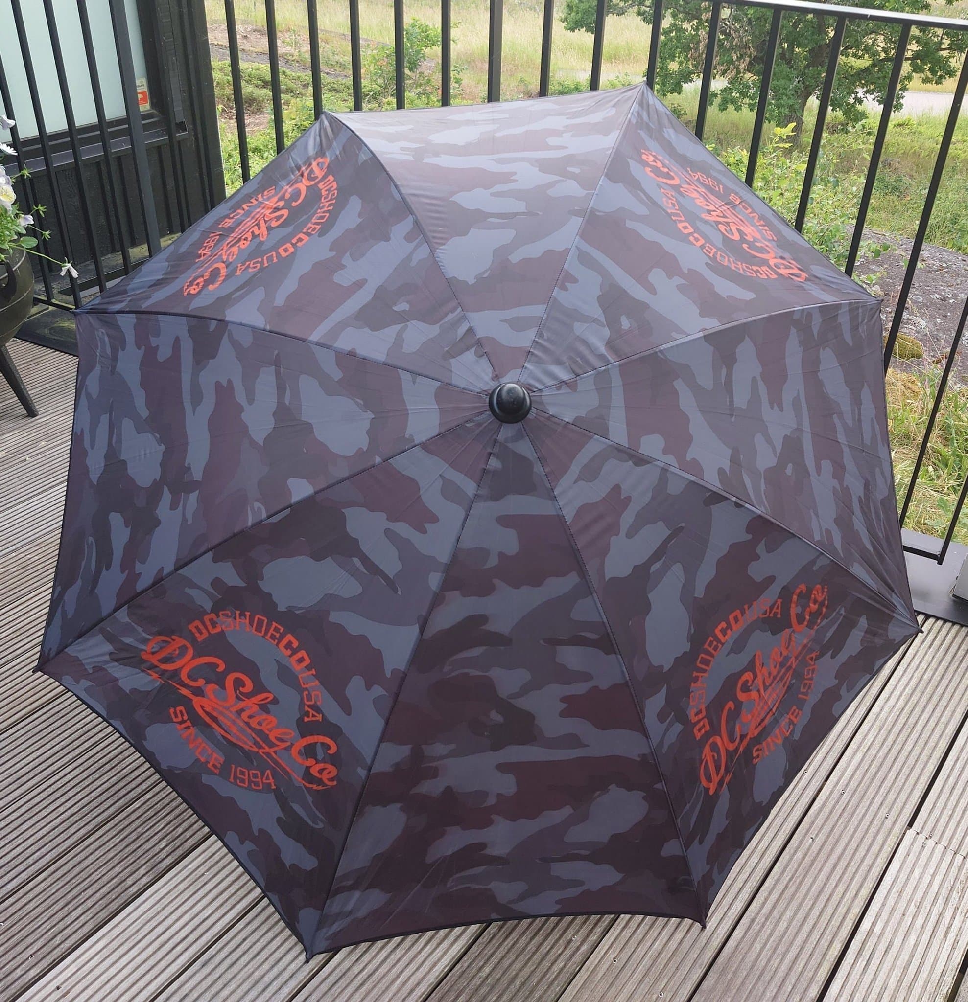 DC Shoes - Skate - Skateboard - Snowboard - Parasoll - Grå/svart kamouflage