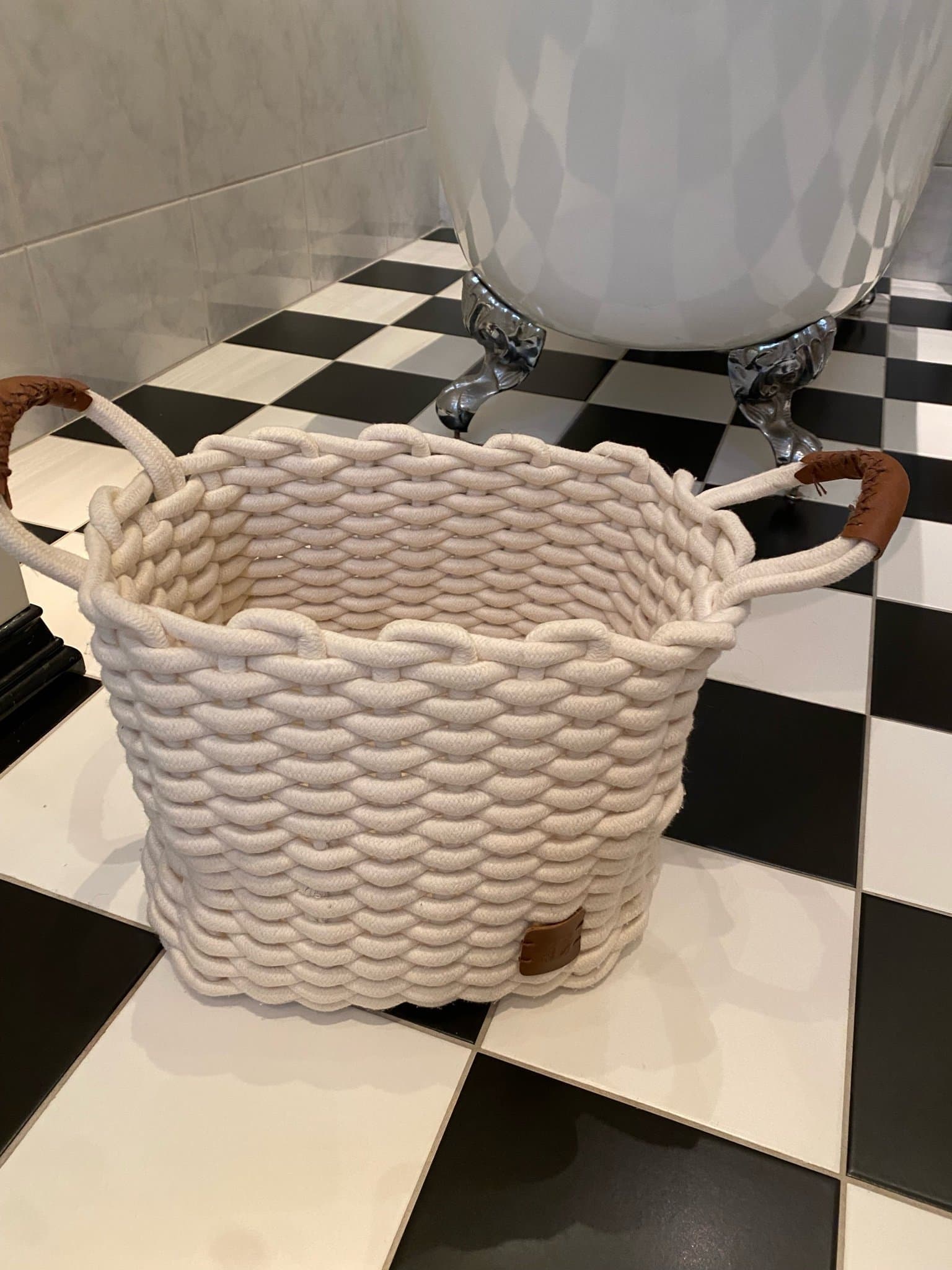 Togas Förvaringskorg i bomull med läderdetaljer