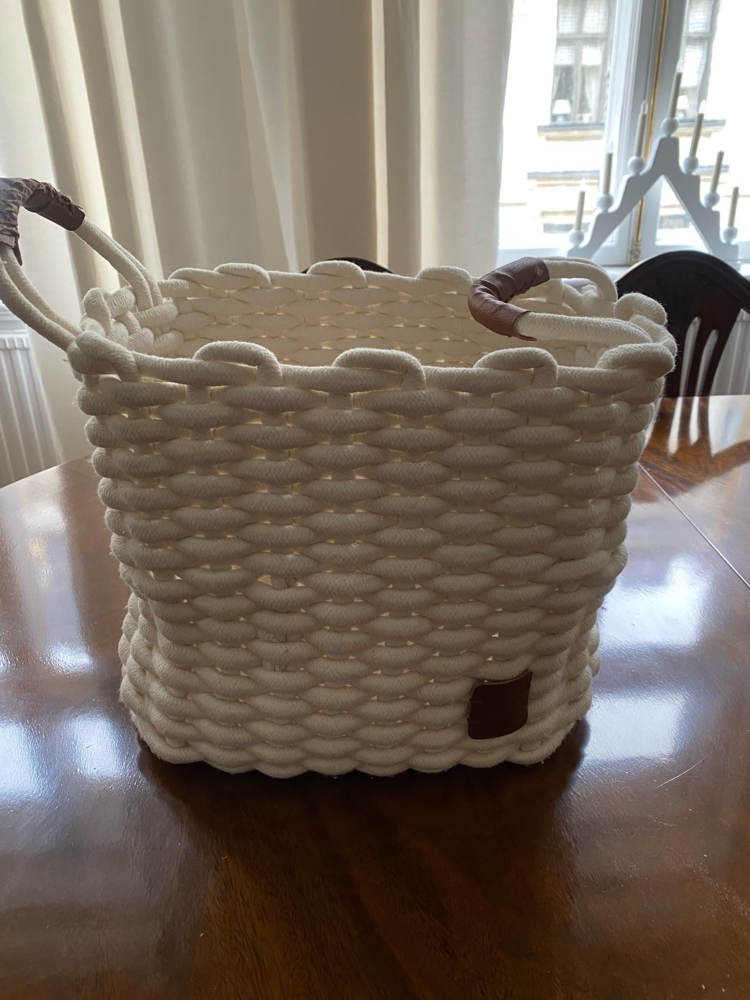 Togas Förvaringskorg i bomull med läderdetaljer