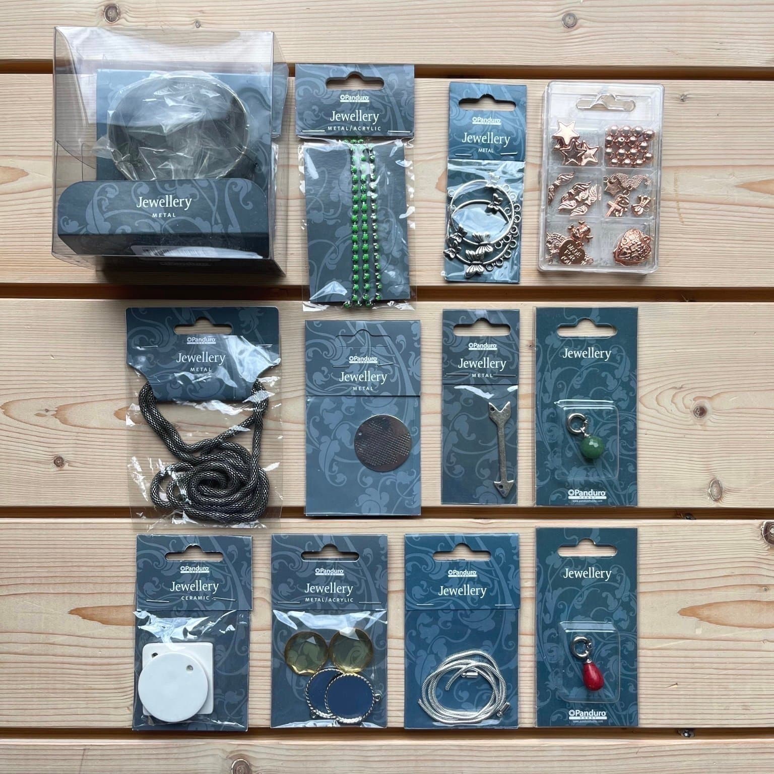 Smyckestillverkning - metallarmband, berlocker… - från Panduro - Oanvänt skick