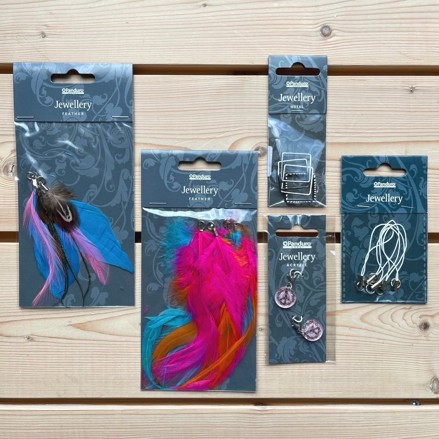 Smyckestillverkning - Fjädrar, mellandelar m.m. - Panduro m.fl. - Oanvänt skick
