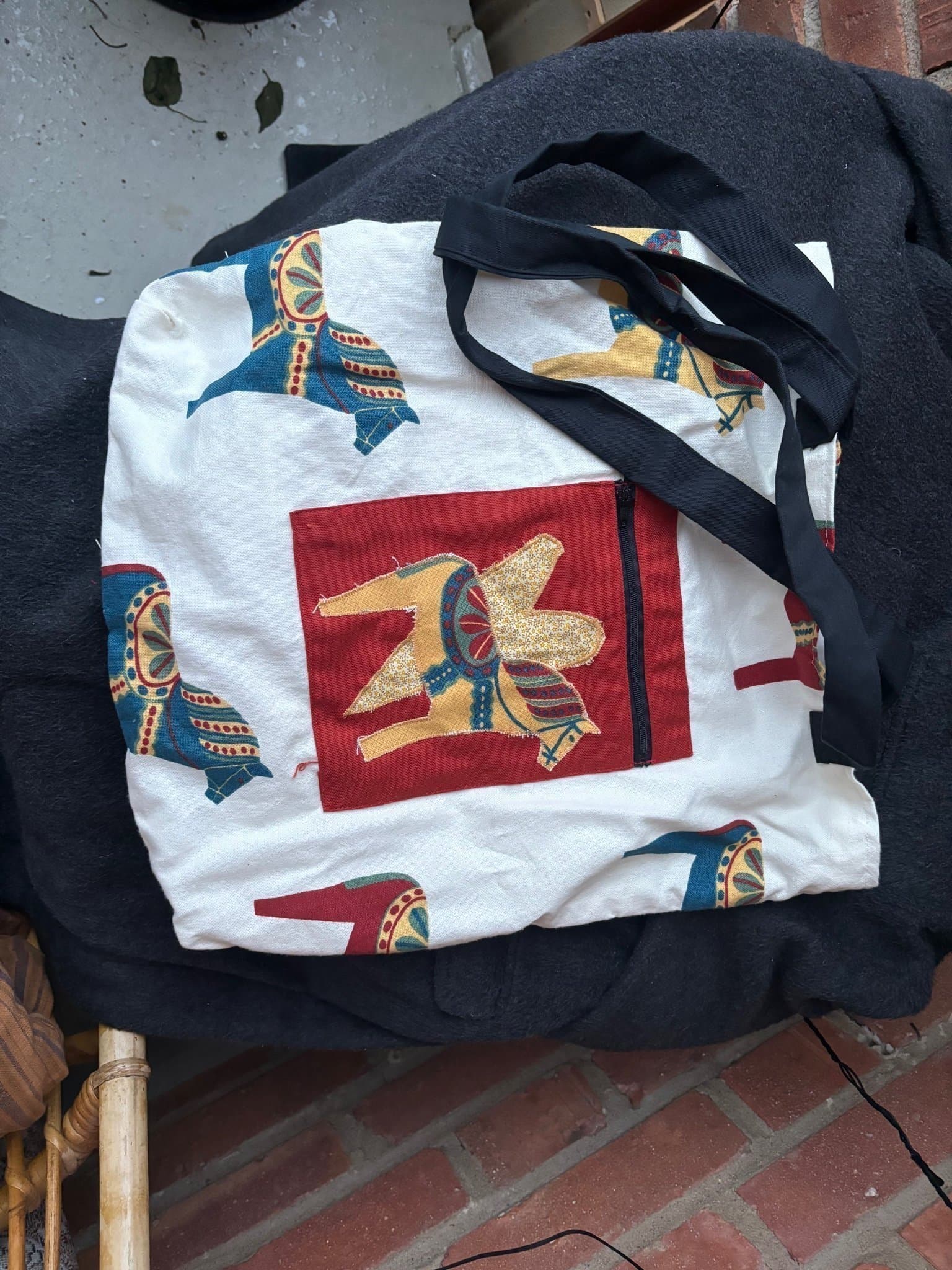 Vit tygväska tygpåse fodrad present hantverk dalahäst