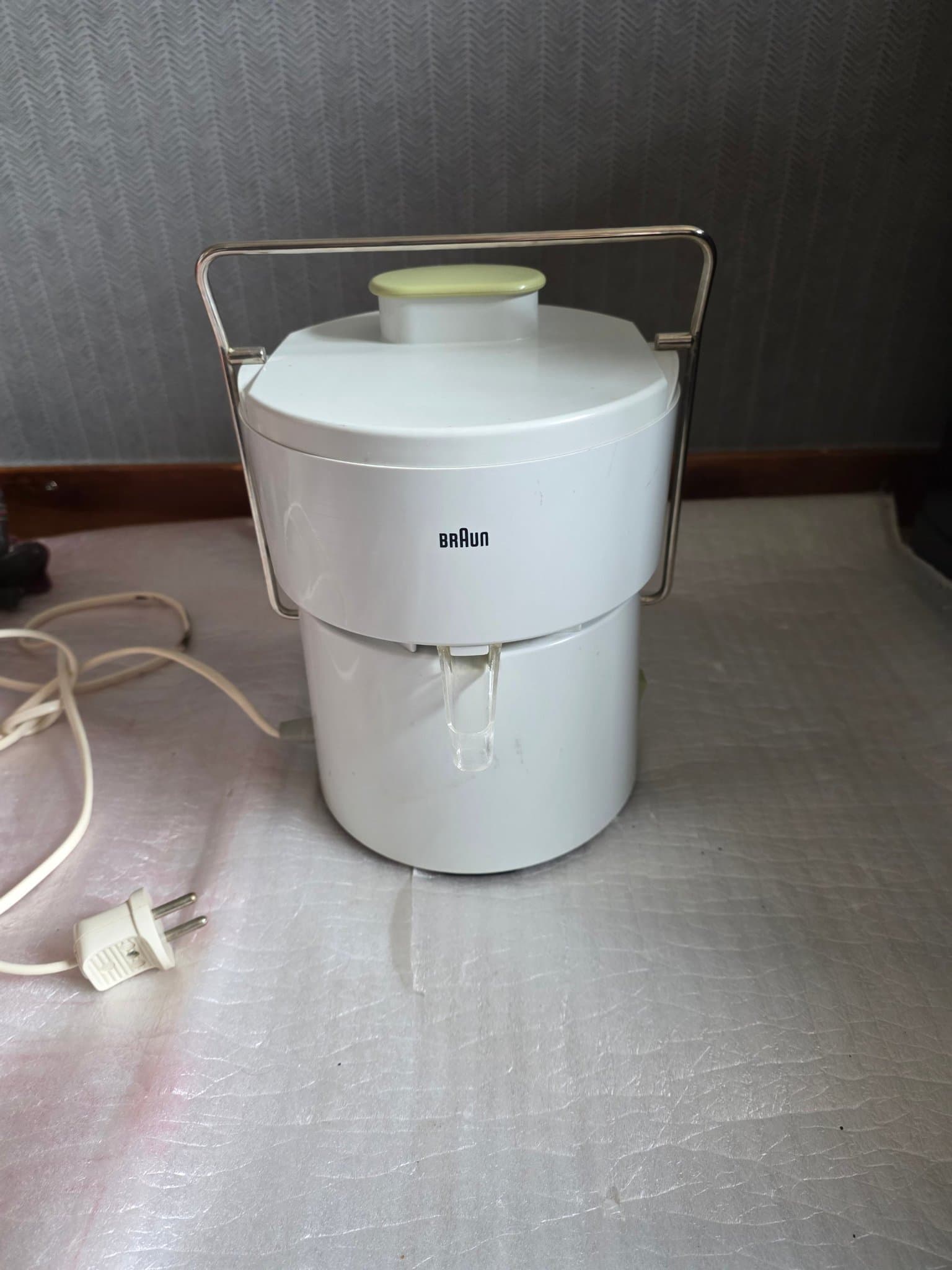 Retro Juicepress från Braun MP32 S Juicemaskin