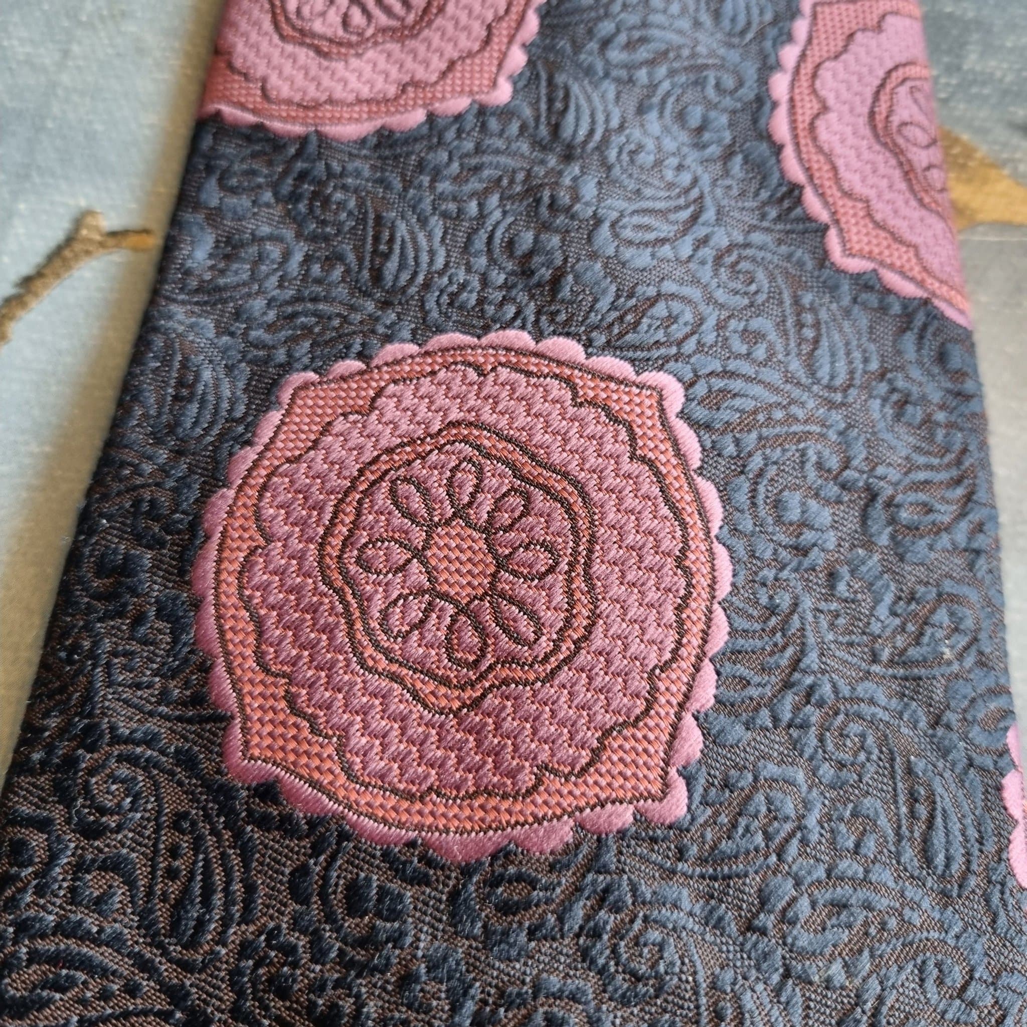 Silja of Sweden mörkblå, lila slips ny oanvänd