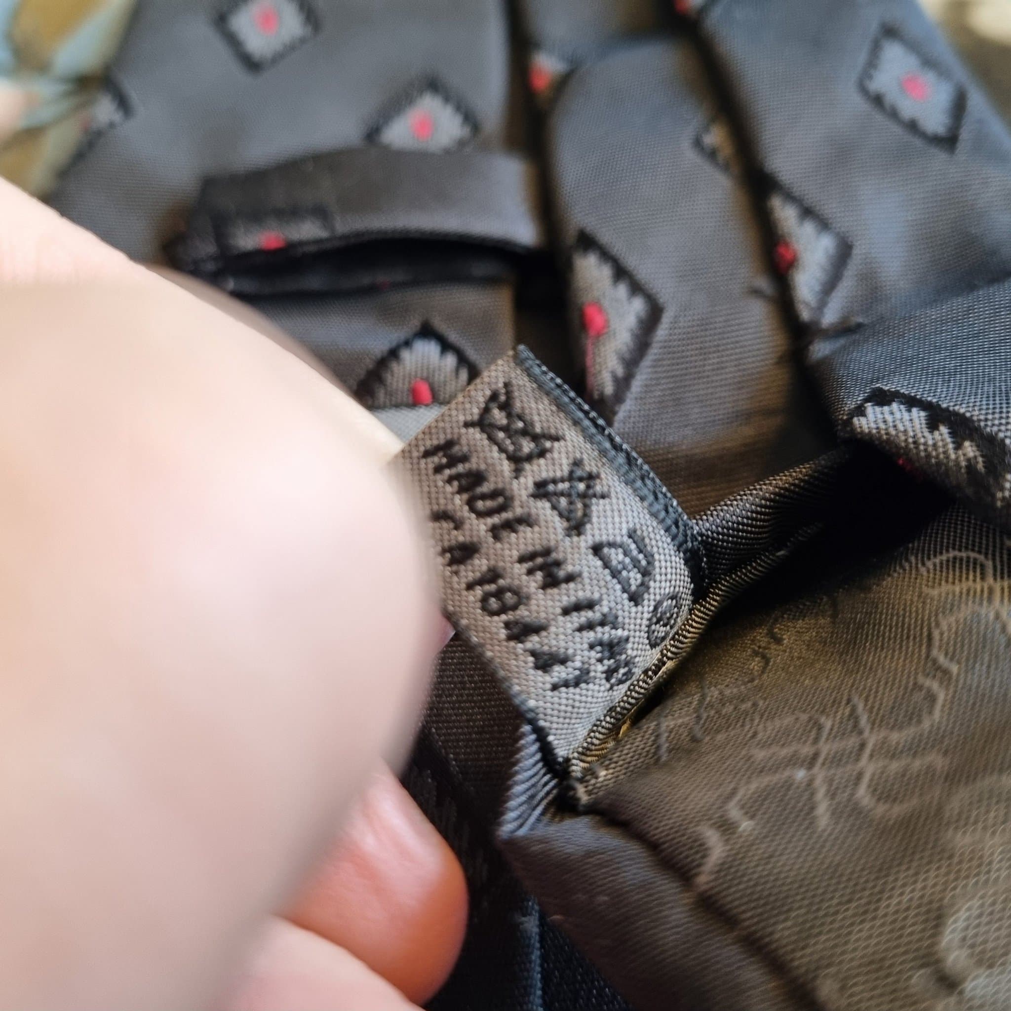 Tino Cosma grå slips ny oanvänd Italien