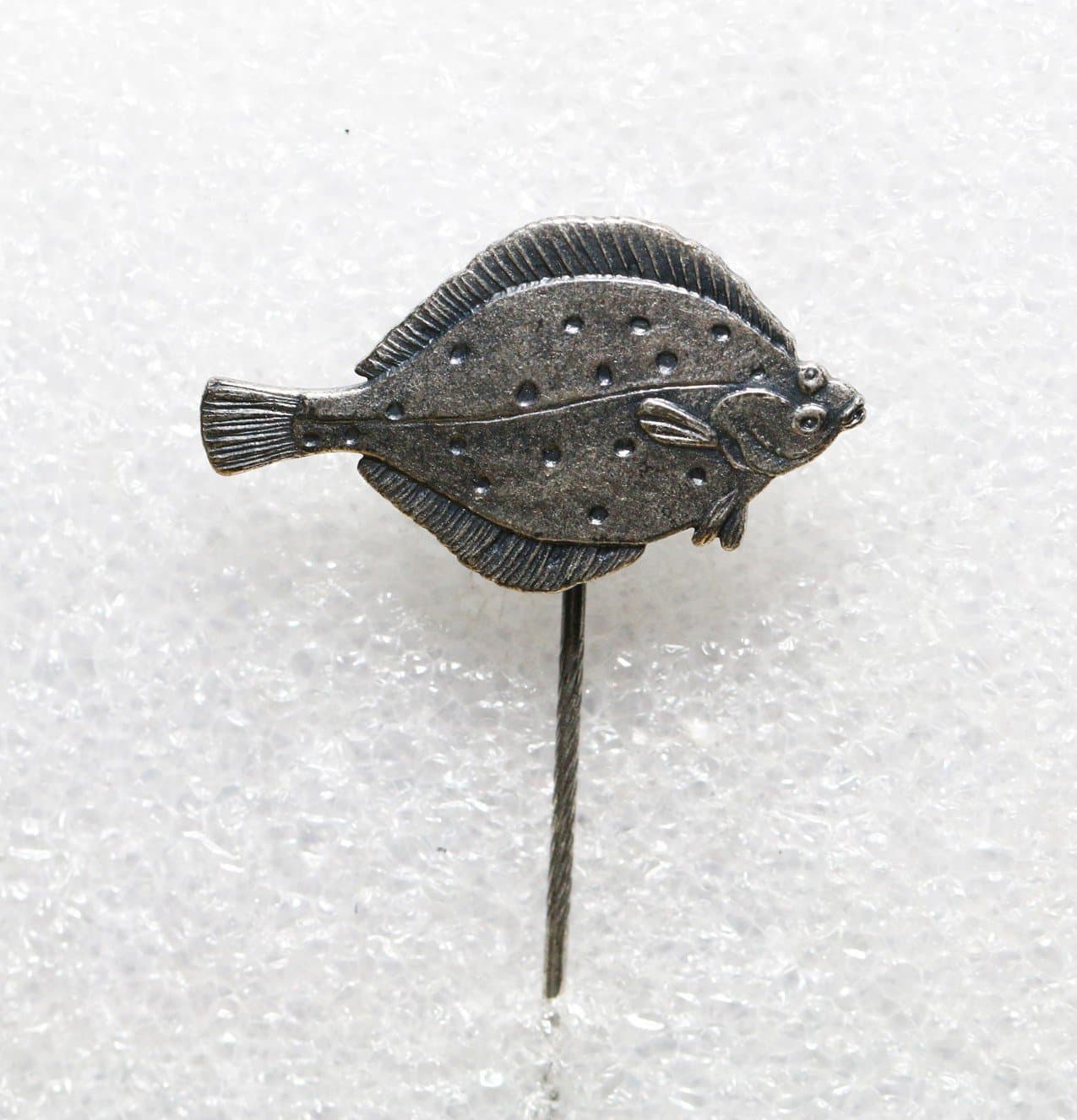 ^^ HÄLLEFLUNDRA -NÅL ^^