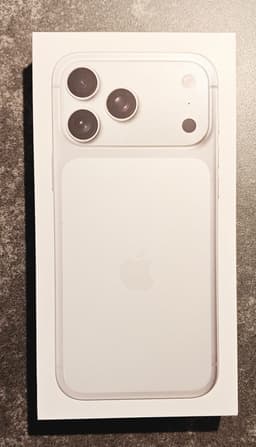 iPhone 17 Pro Max 2TB