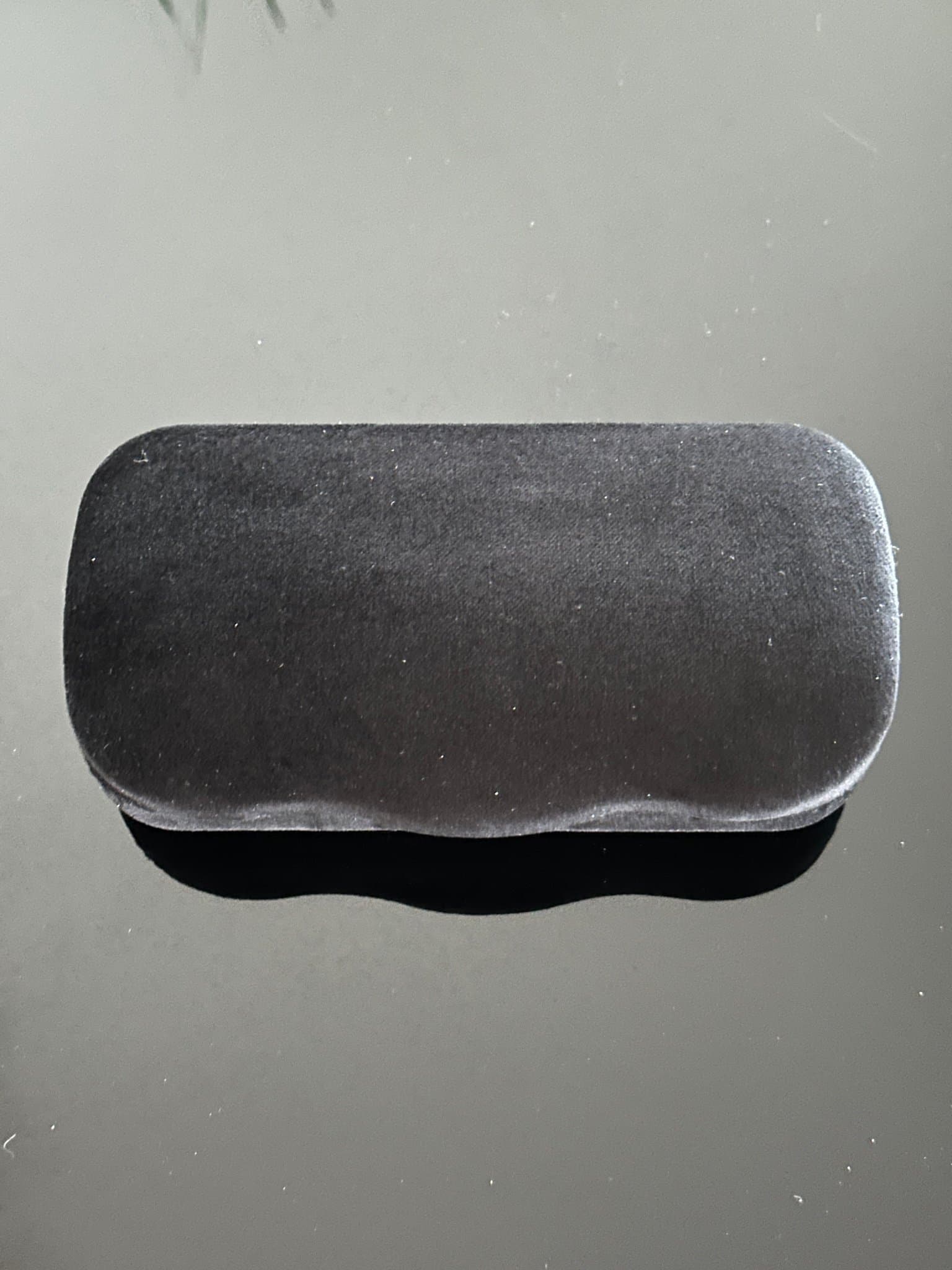 Gucci Glasögonfodral med tillbehör