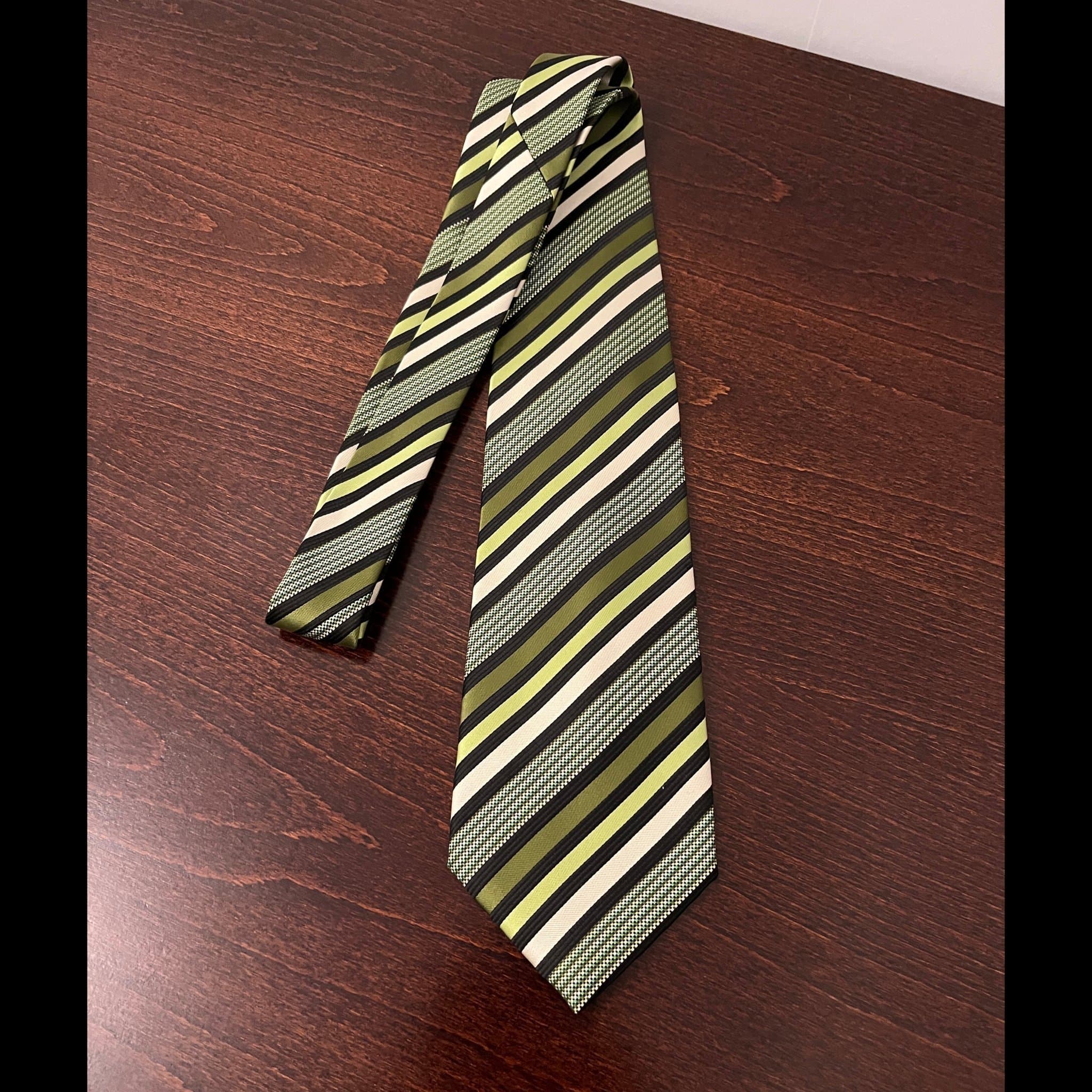 Elieno Zanetti grön slips E.Z. Retro