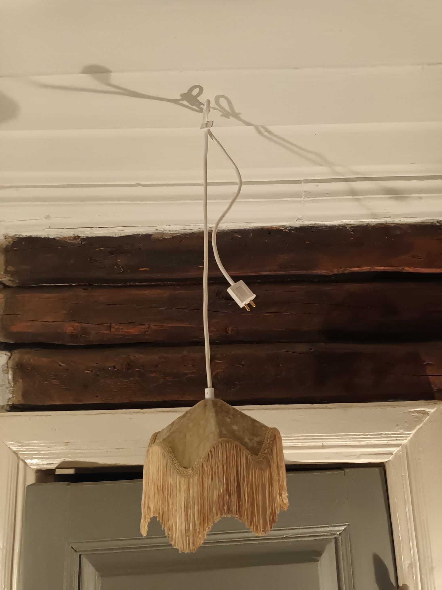 Fönsterlampa i plysch retro vintage