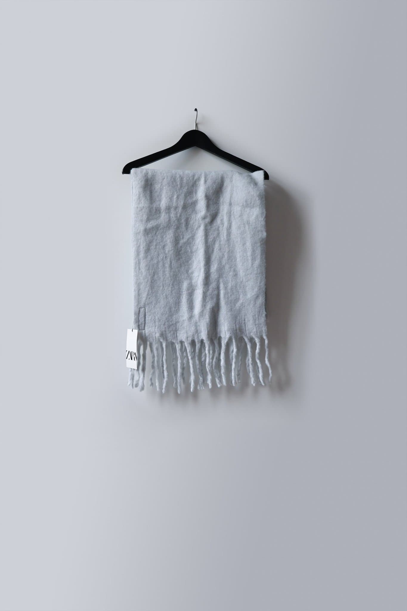 Zara ljus grå / blå halsduk / scarf, 198 x 39cm