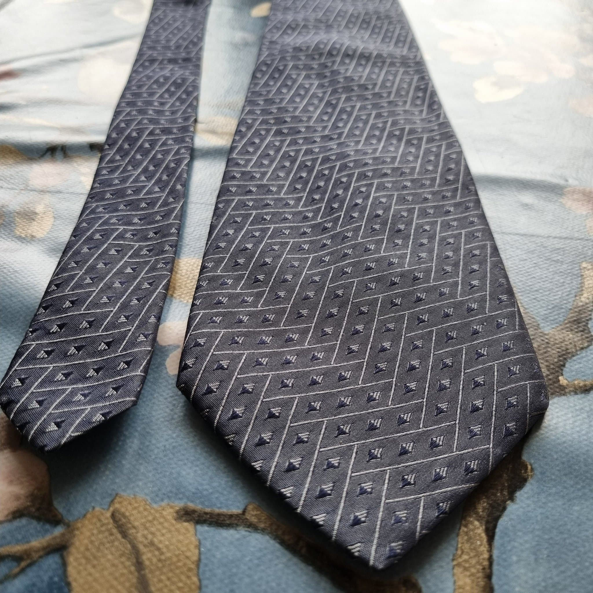 Carlo Palazzi grå slips