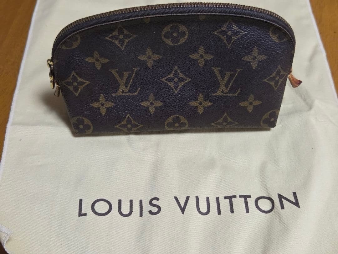 Louis Vuitton Cosmetic pouch PM