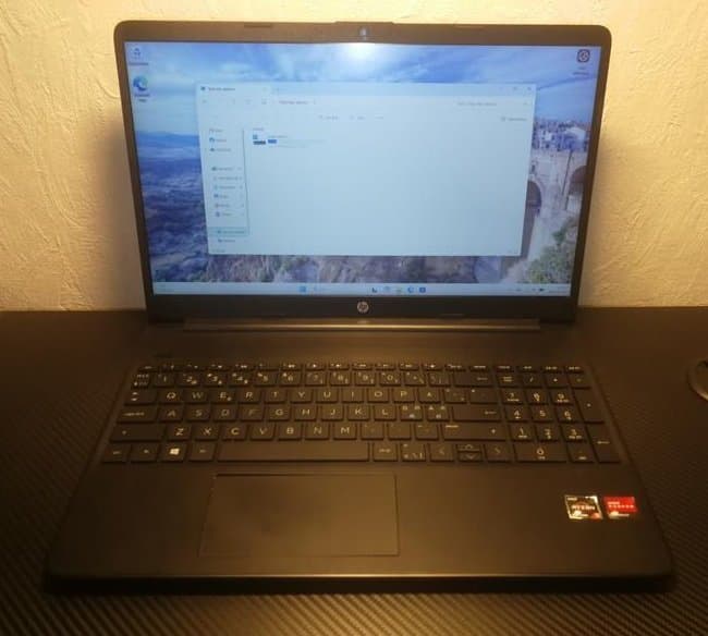 HP 15"