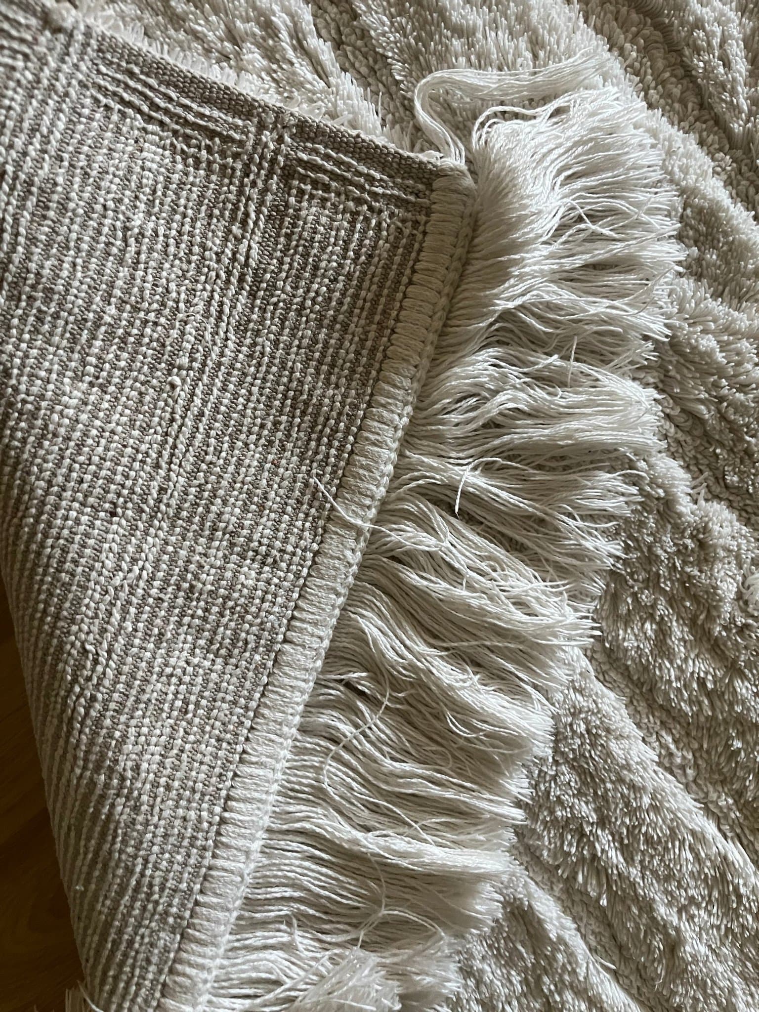 ELSA FORM BADRUMS MATTA