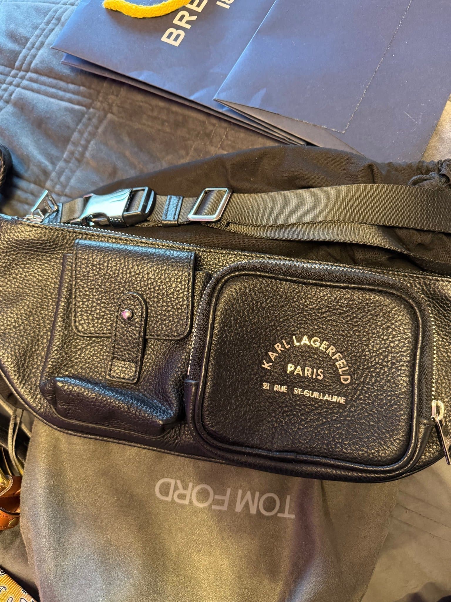 Karl Lagerfeld svart midjeväska