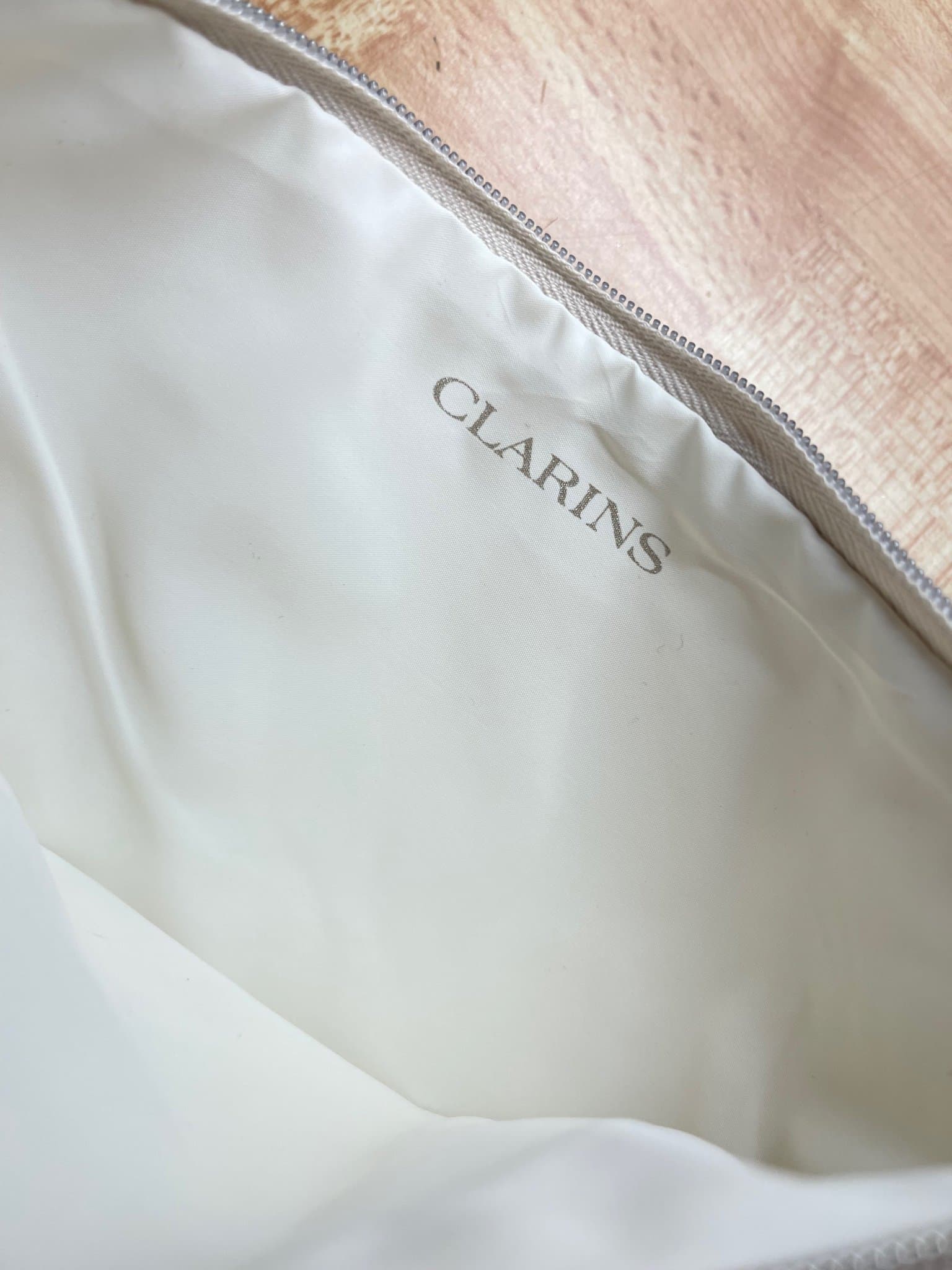 Clarins Sminkväska 25x17cm