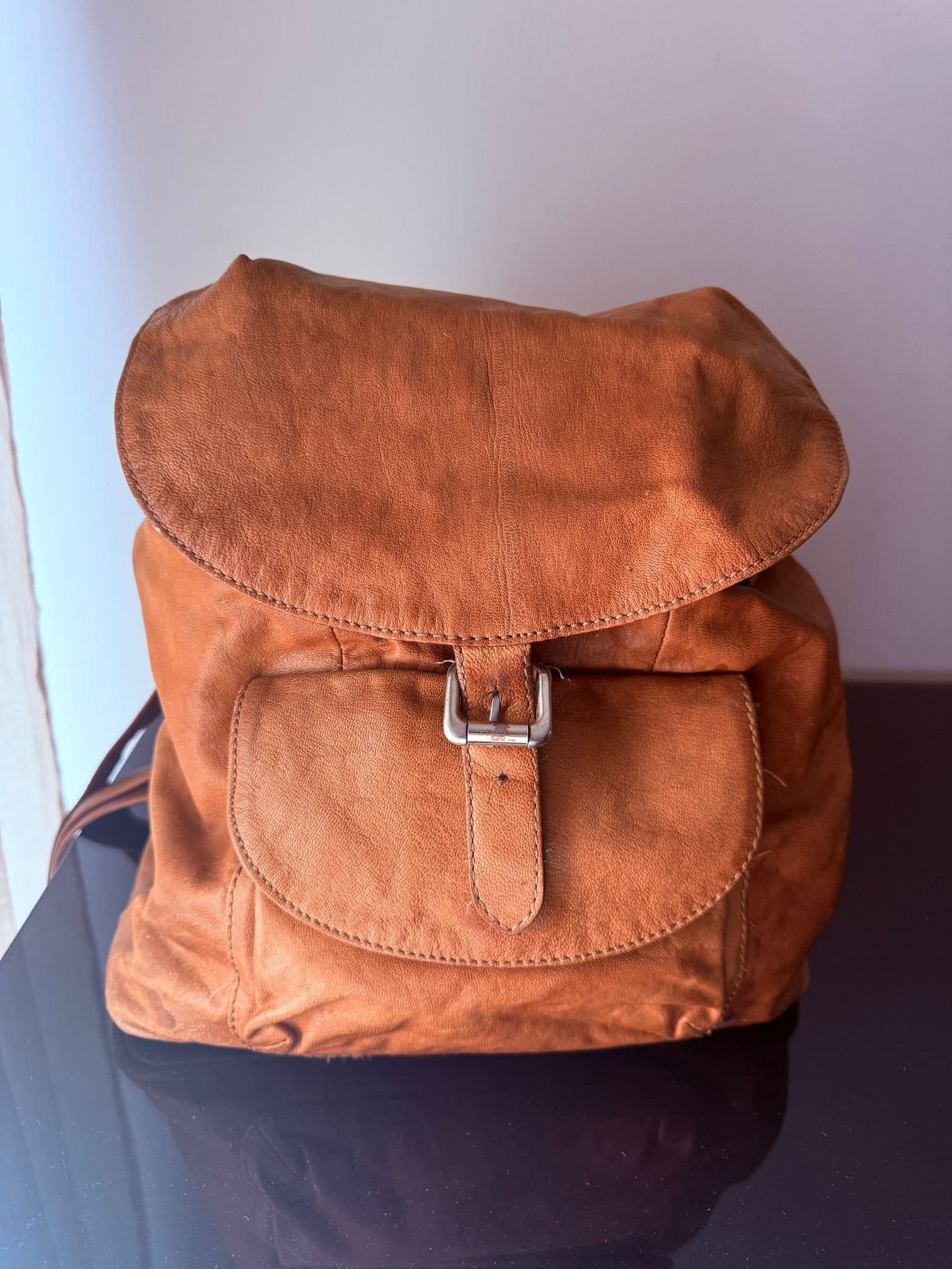 Ryggsäck i äkta läder – WERA Stockholm cognac skinn