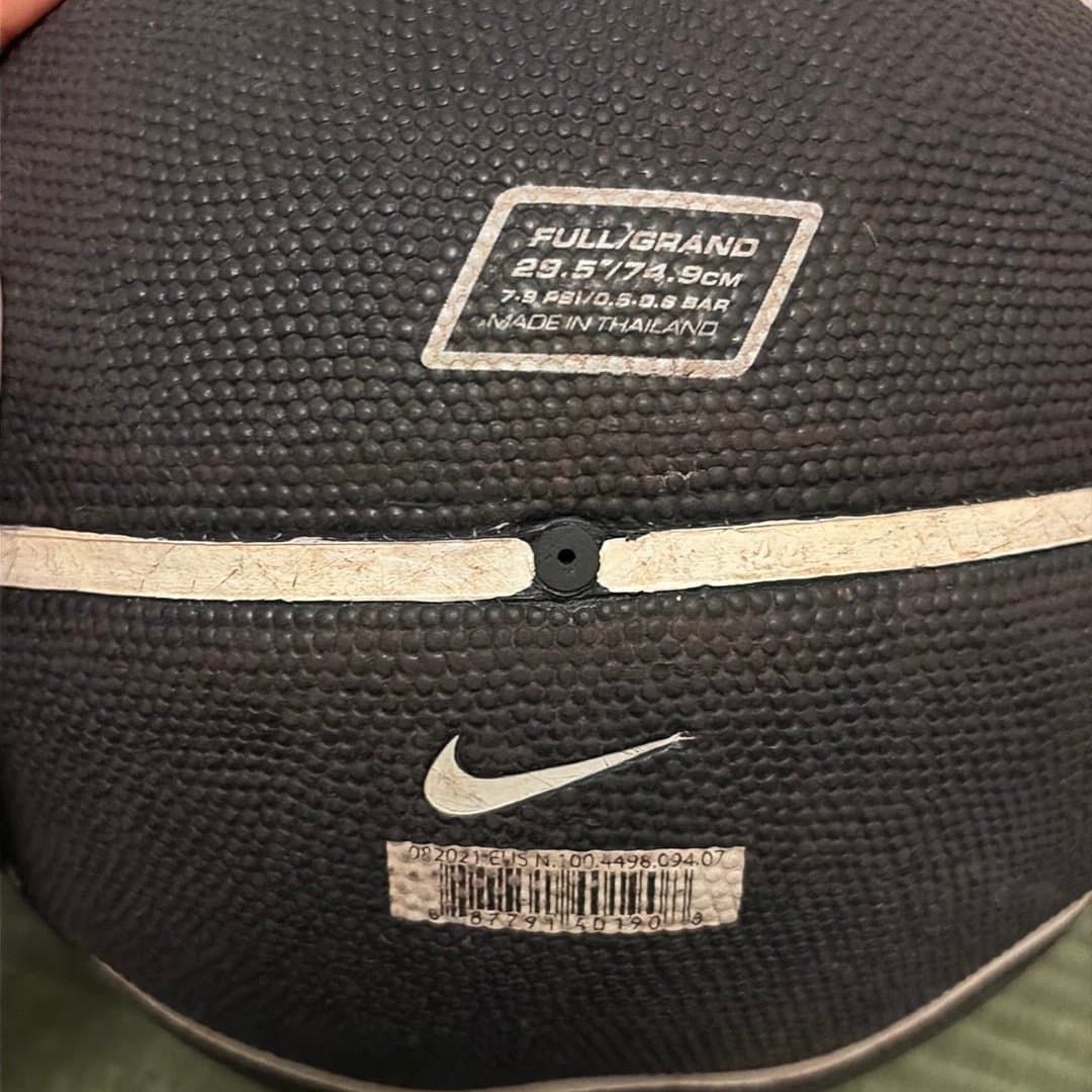 Nike Playground Outdoor Game Ball Basketboll