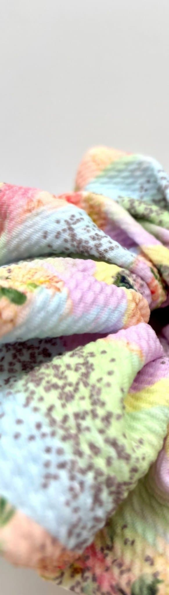 Pastellfärgad akvarell XXL överdimensionerad vår Scrunchie Enchanted Scrunch N