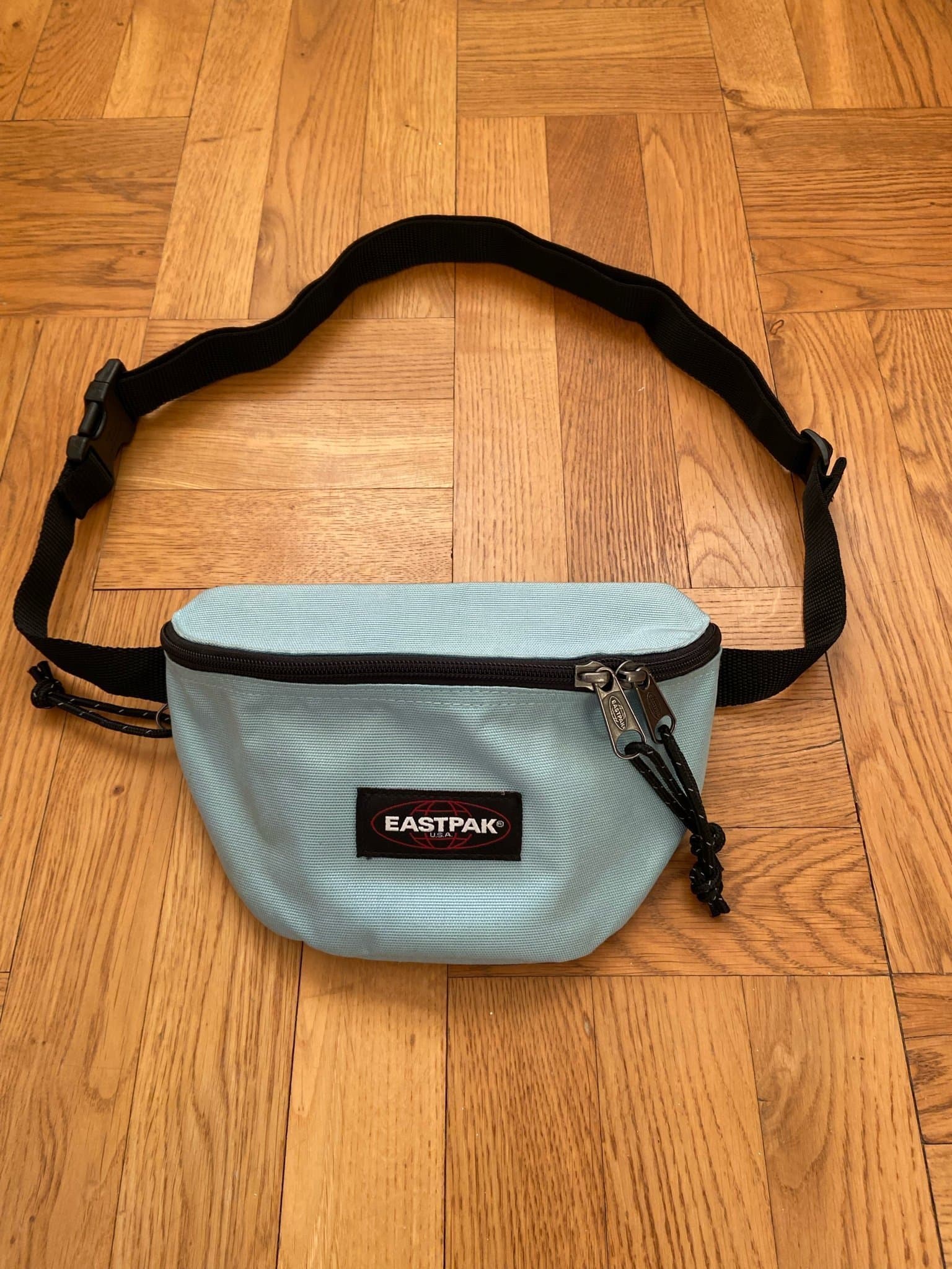 Eastpak ljusblå midjeväska, storlek ONE SIZE