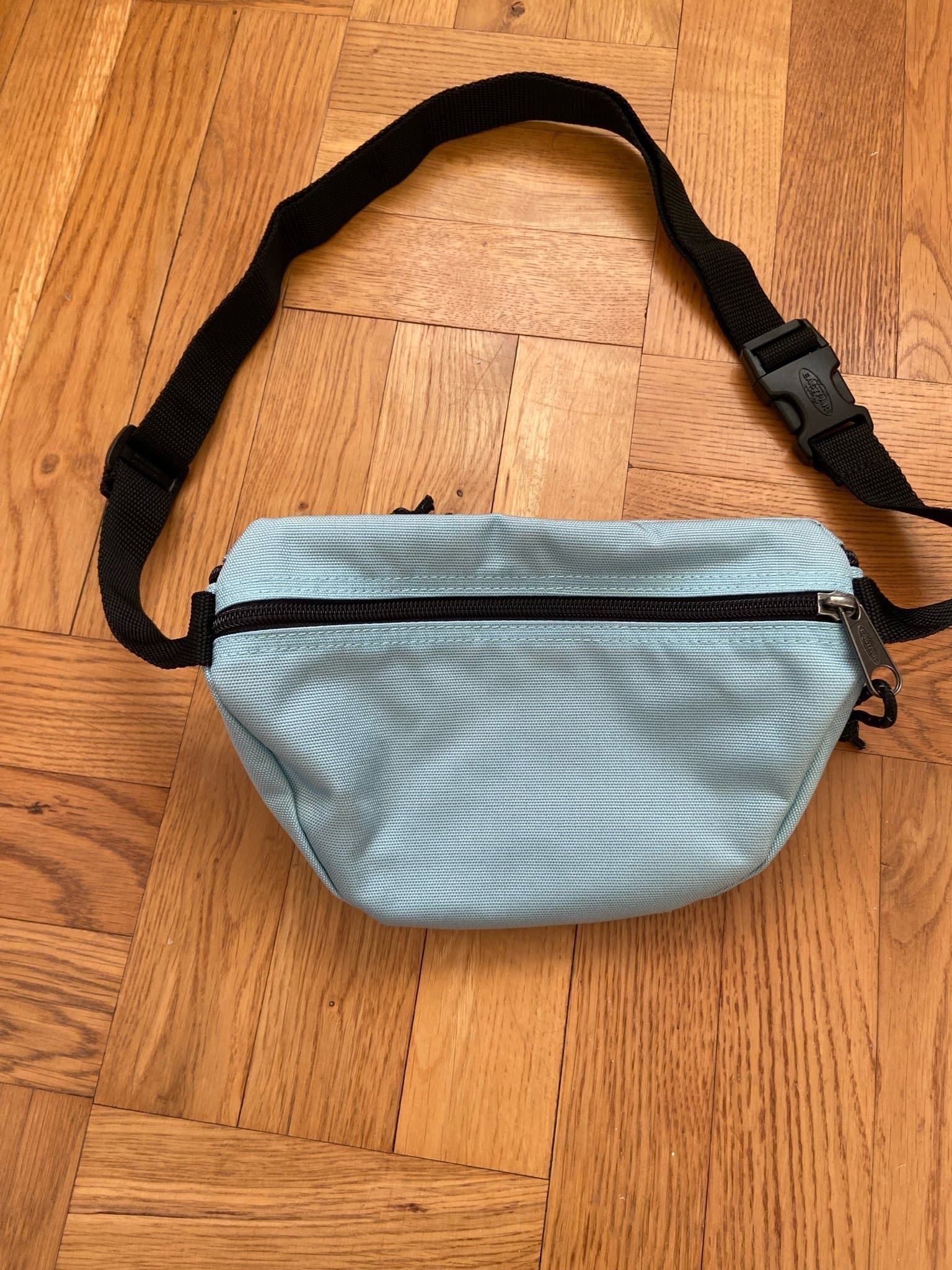 Eastpak ljusblå midjeväska, storlek ONE SIZE