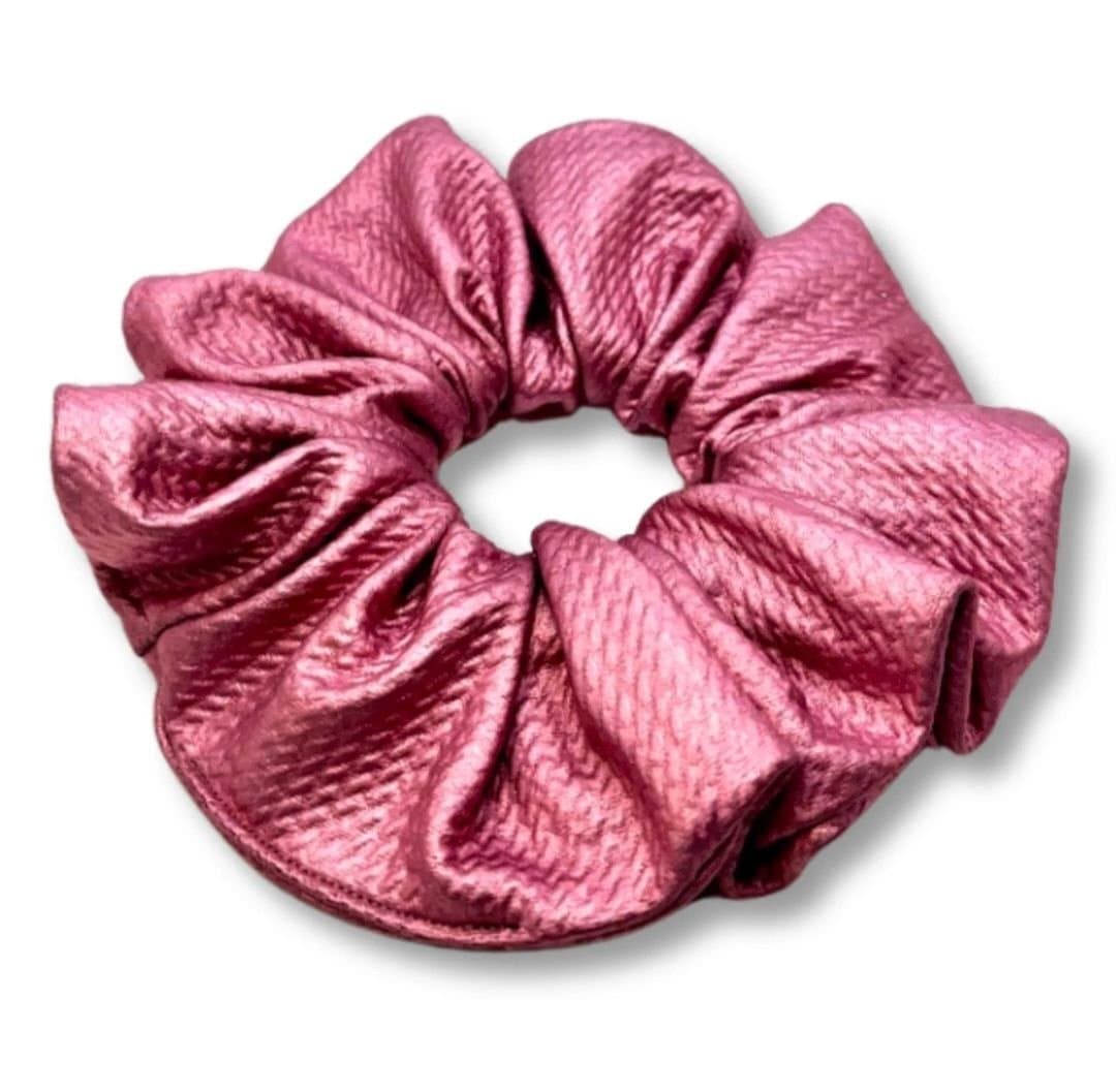 Metallisk rosa överdimensionerad XXL scrunchie Enchanted Scrunch NY