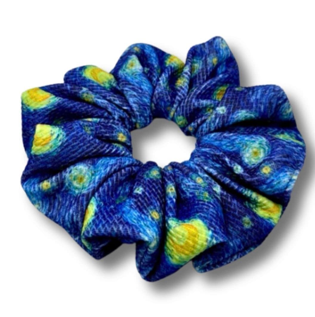 Blå stjärnklar natt mönstrad överdimensionerad Scrunchie Enchanted Scrunch NY