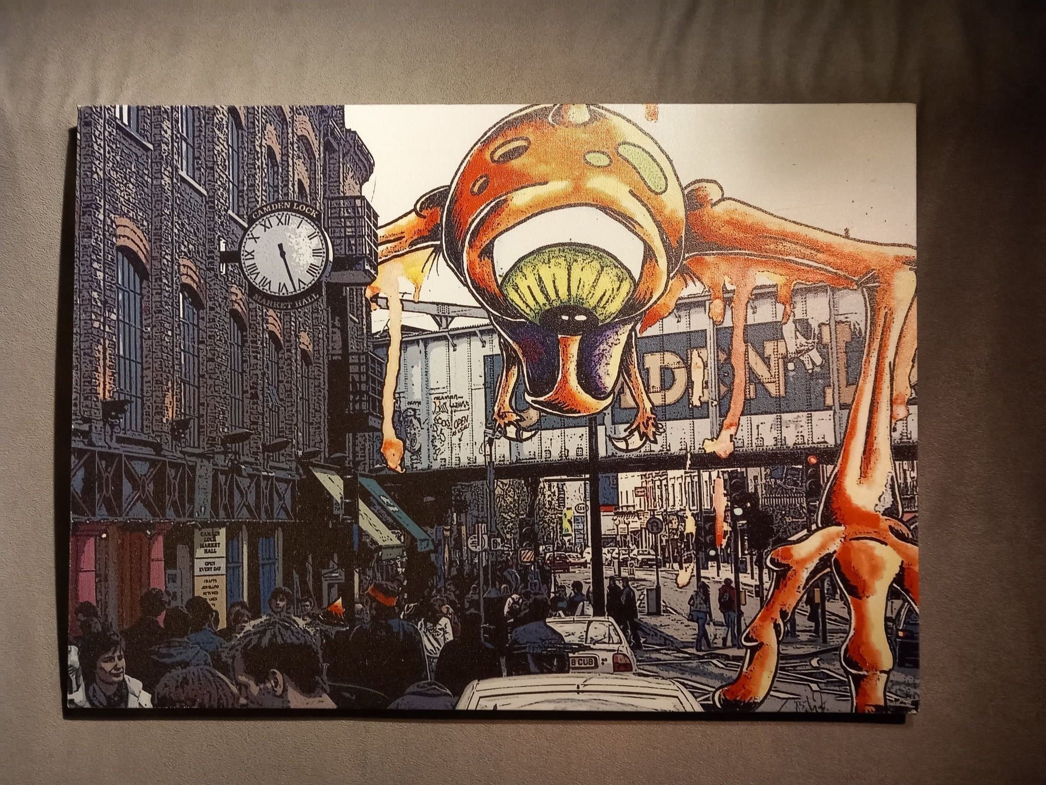 Tavla, Surrealistisk/Urban kanvas (70x50 cm)