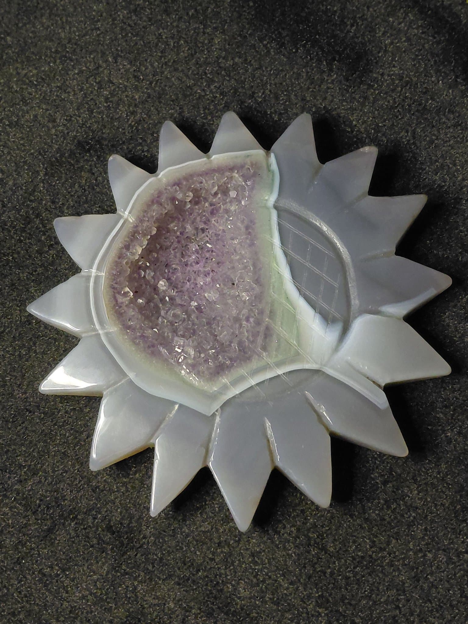 Solros i agat med ametist